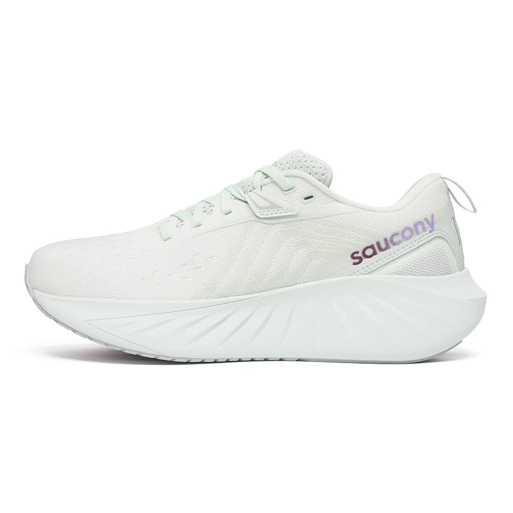 Saucony Women's Triumph 22 Running Shoes - Lightweight Cushioned for Long Distance & Marathon Training - Perfect for Road Running, Gym Workouts & Daily Jogging