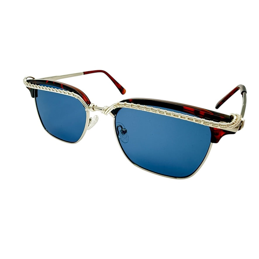 Wired Wayfarer Sunglasses - Classic Retro Style UV Protection for Men & Women - Perfect for Outdoor Activities, Travel, and Fashion Accessories