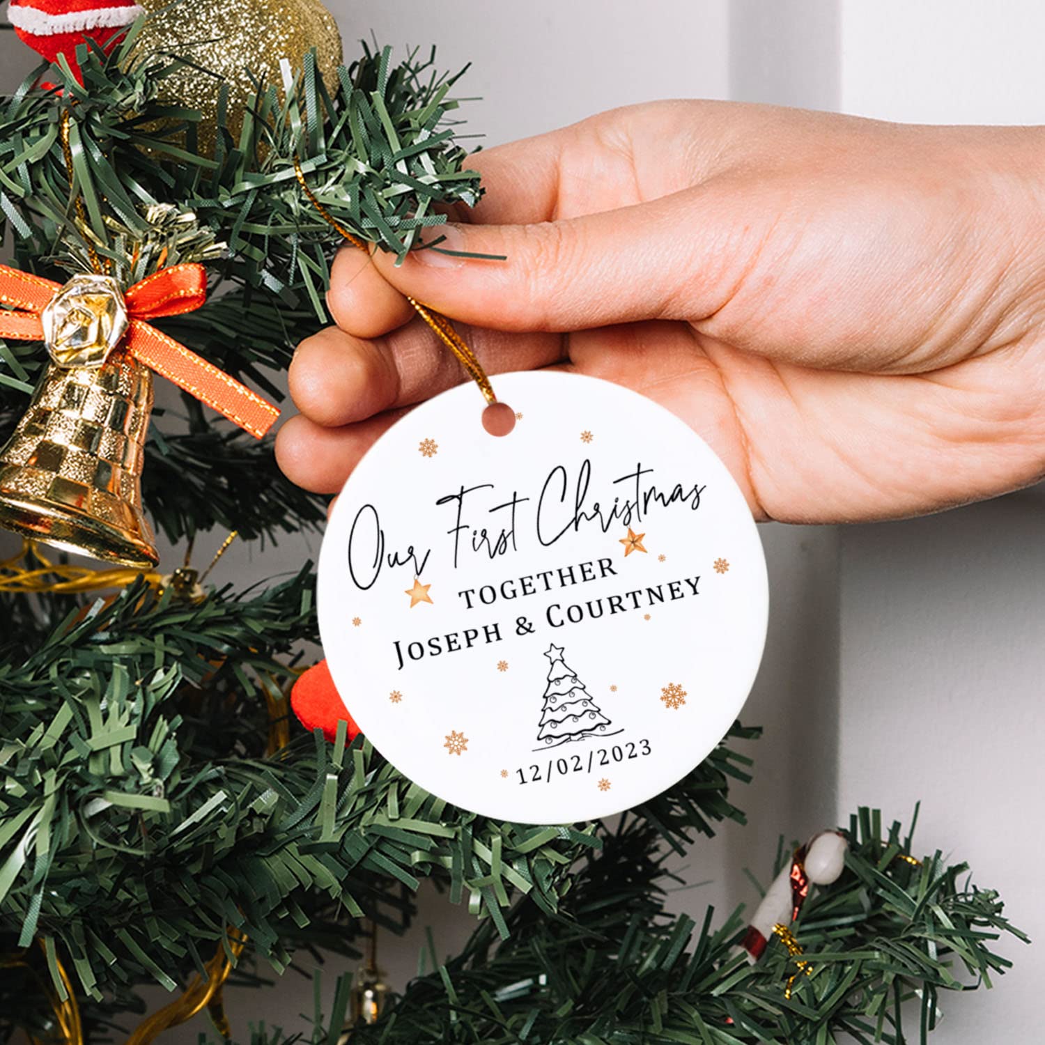 Personalized Couples Christmas Ornament 2025 - Custom First Christmas Together Keepsake Gift for Newlyweds - Perfect for Holiday Tree Decor & Romantic Anniversary Present