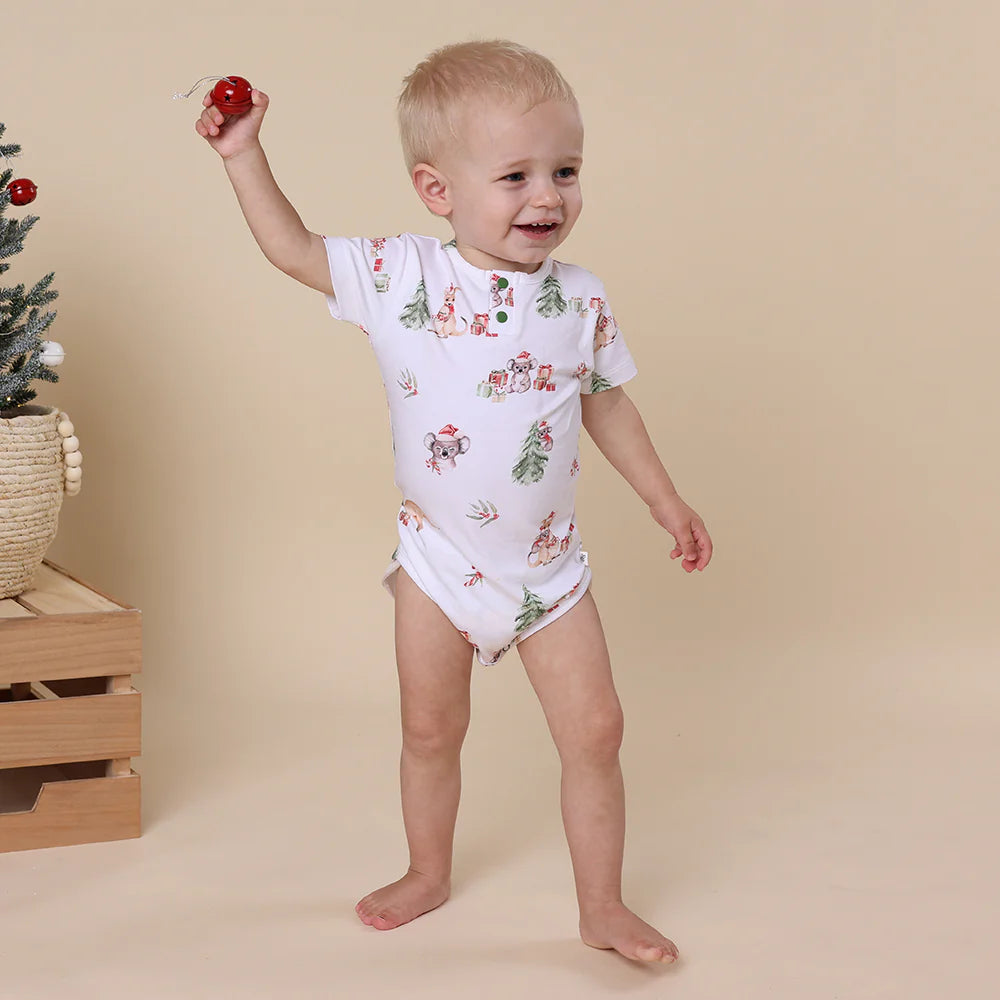 Organic Baby Bodysuit - Snuggle Hunny Short Sleeve Kangaroo & Koala Print - Soft Cotton Onesie for Newborns & Infants - Perfect for Playtime, Daycare & Family Photos