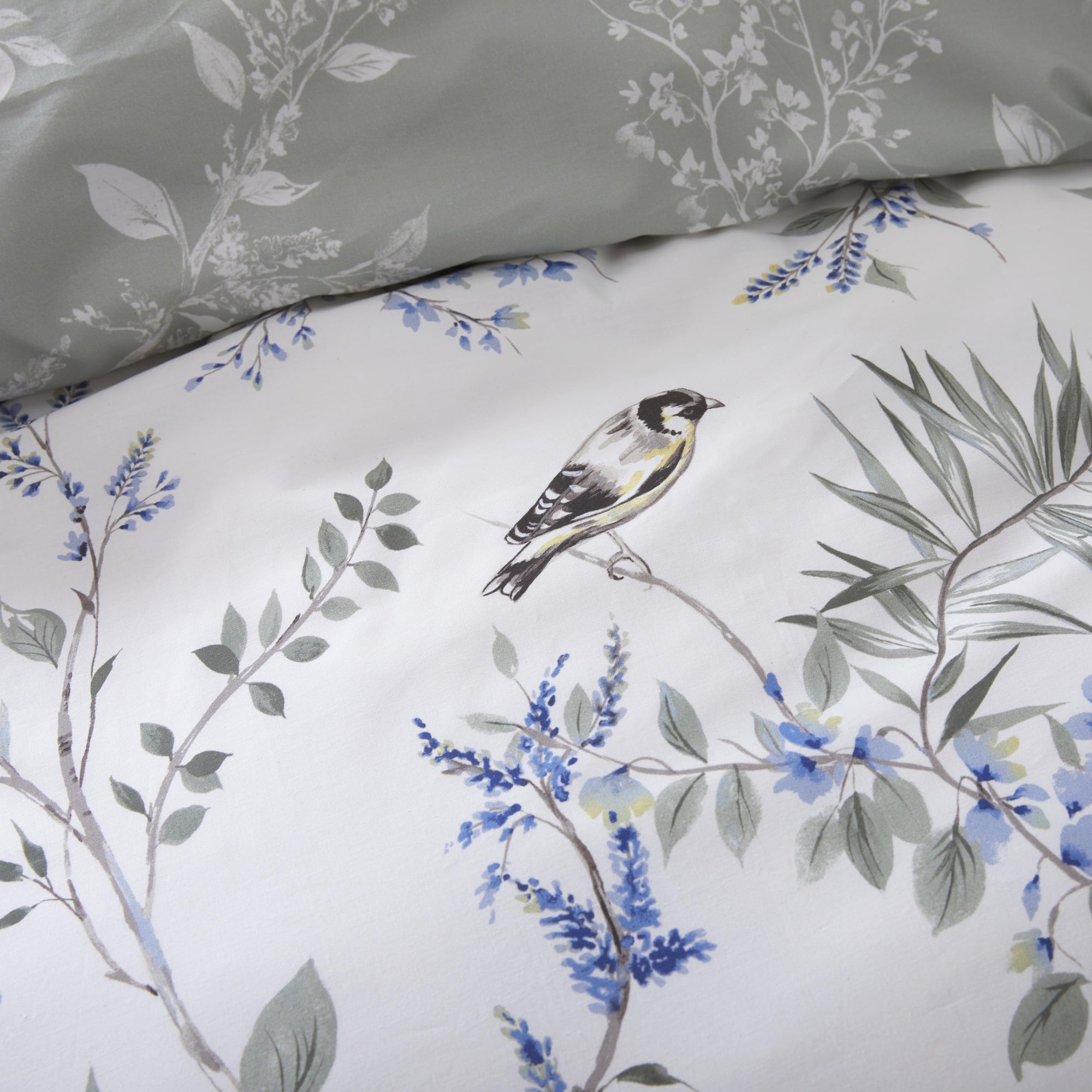 Dreams & Drapes Nora Blossom Duvet Cover Set - Queen Size, Soft Floral Printed 100% Cotton Bedding Set in Sage Green - Perfect for Master Bedroom, Guest Room & Cozy Home Decor