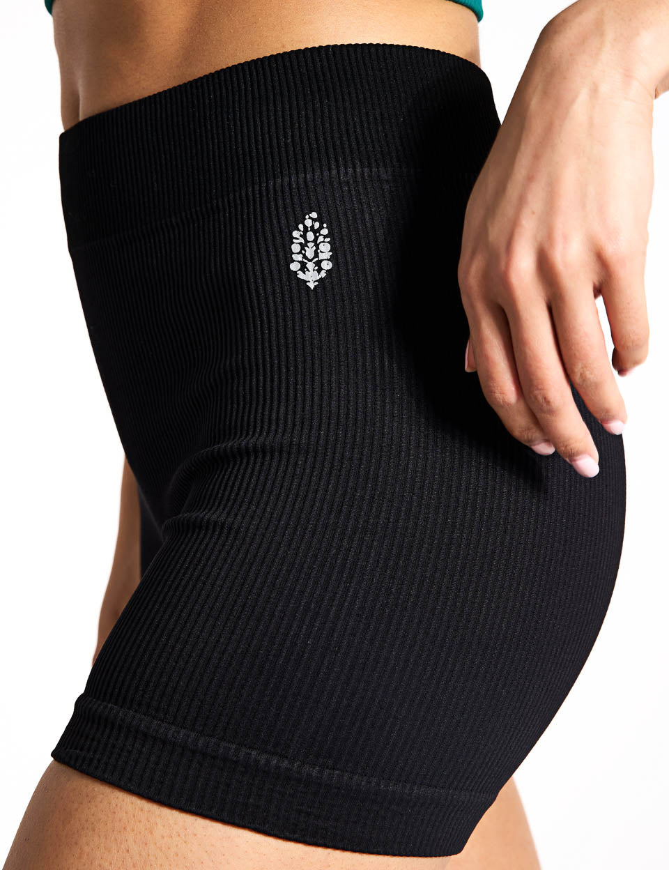 Prajna Short Black - Stylish and Comfortable Women's Shorts for Casual Wear, Yoga, and Lounge | Perfect for Summer, Travel, and Everyday Outfits