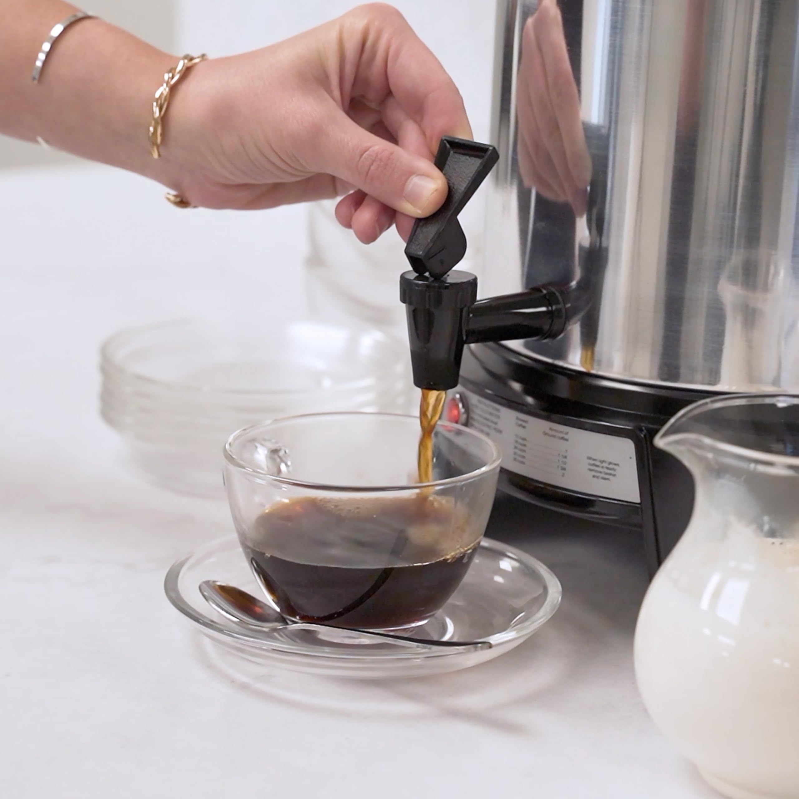 West Bend 43536 36-Cup Silver Coffee Urn - Automatic Temperature Control, Fast Brewing & Easy Clean - Highly Polished Aluminum - Perfect for Large Gatherings, Events & Catering Services