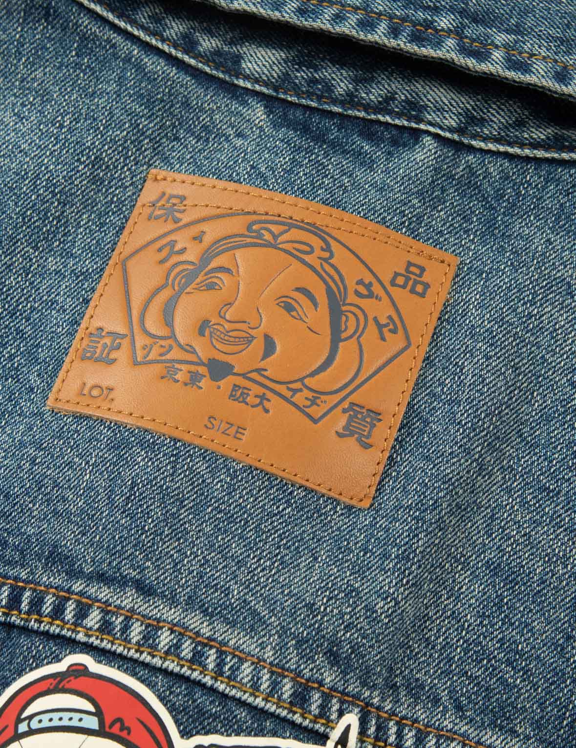 Seagull Embroidery Godhead Print Relaxed Fit Denim Jacket for Women - Vintage Distressed Denim Coat for Casual Wear, Street Style & Spring Fashion