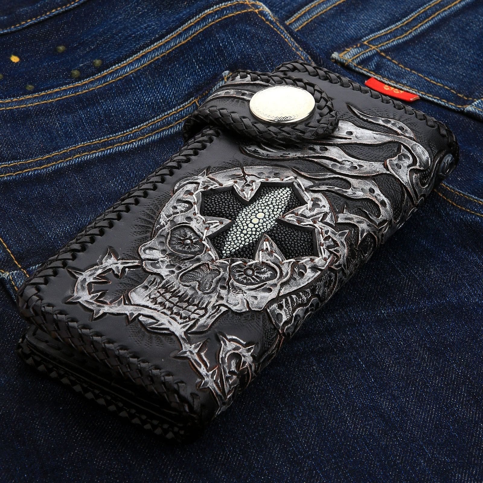 Rider Demon Stingray Genuine Leather Biker Wallet for Men - Stylish Motorcycle Accessory & Everyday Carry