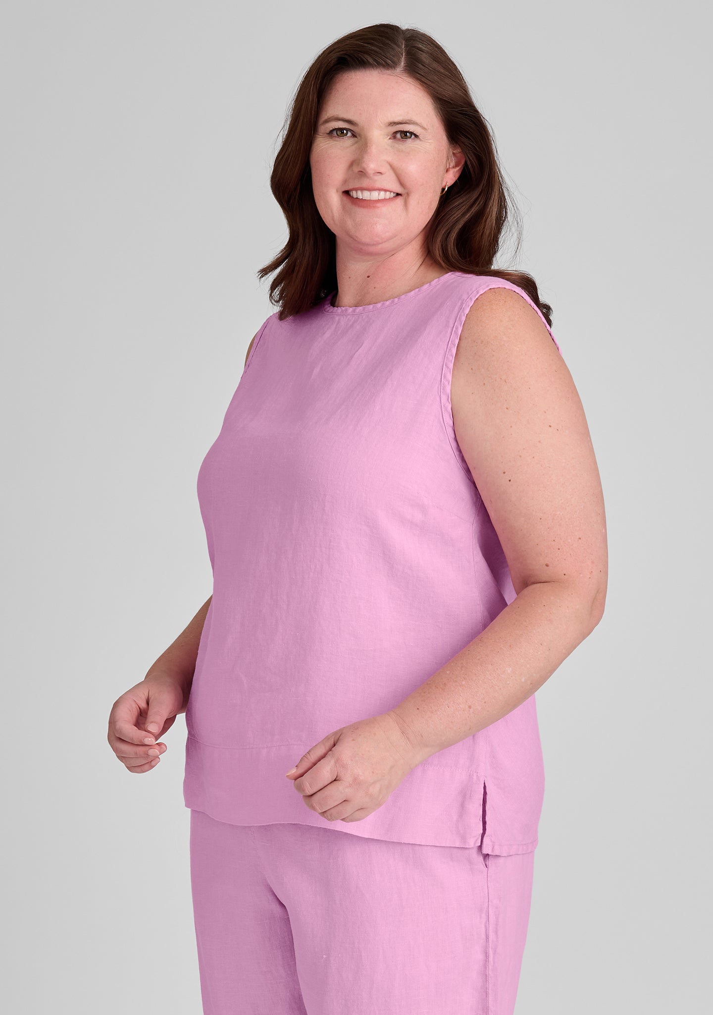 Roadie Top Linen Tank Top for Women - Breathable Summer Casual Wear - Perfect for Beach, Travel & Everyday Outfits