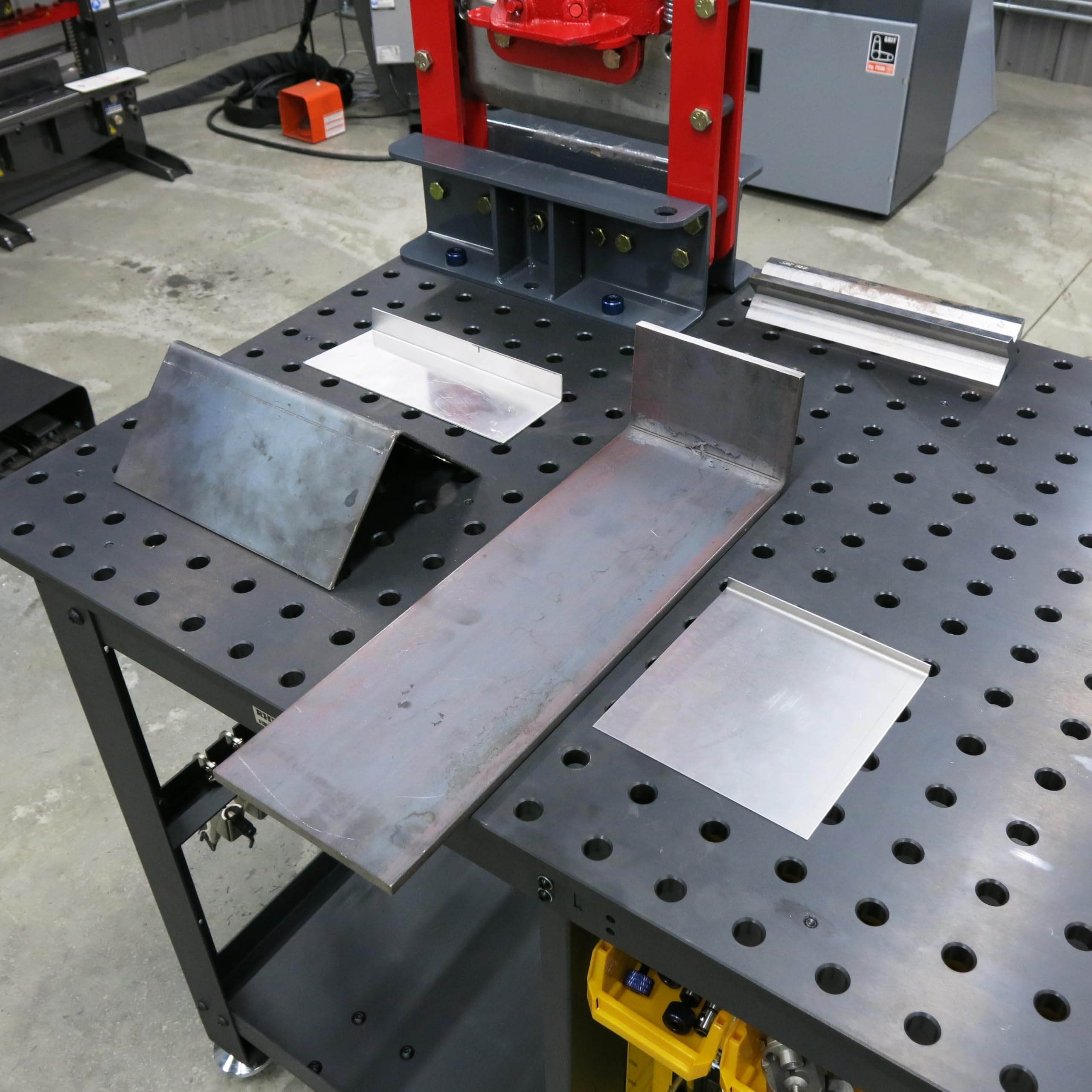 20 Ton Bend Press Benchtop Press Brake Deluxe Kit with 4-Way V-Die | Heavy Duty Metal Bending Tool | Made in USA | Perfect for Metal Fabrication, DIY Projects & Workshop Use