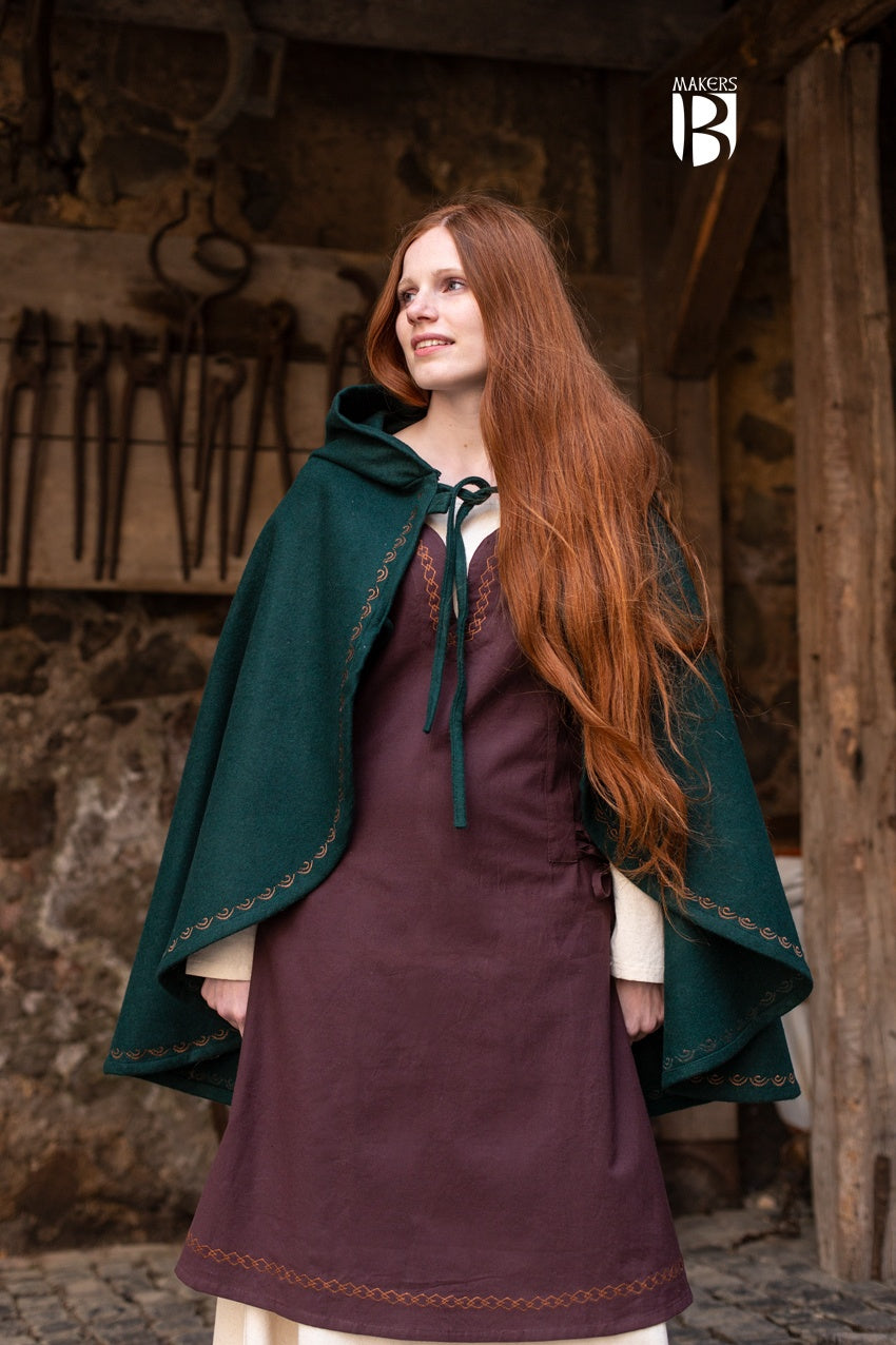 Affra Green Cape - Stylish & Elegant Women's Fashion Cape for Evening Parties, Weddings & Special Occasions