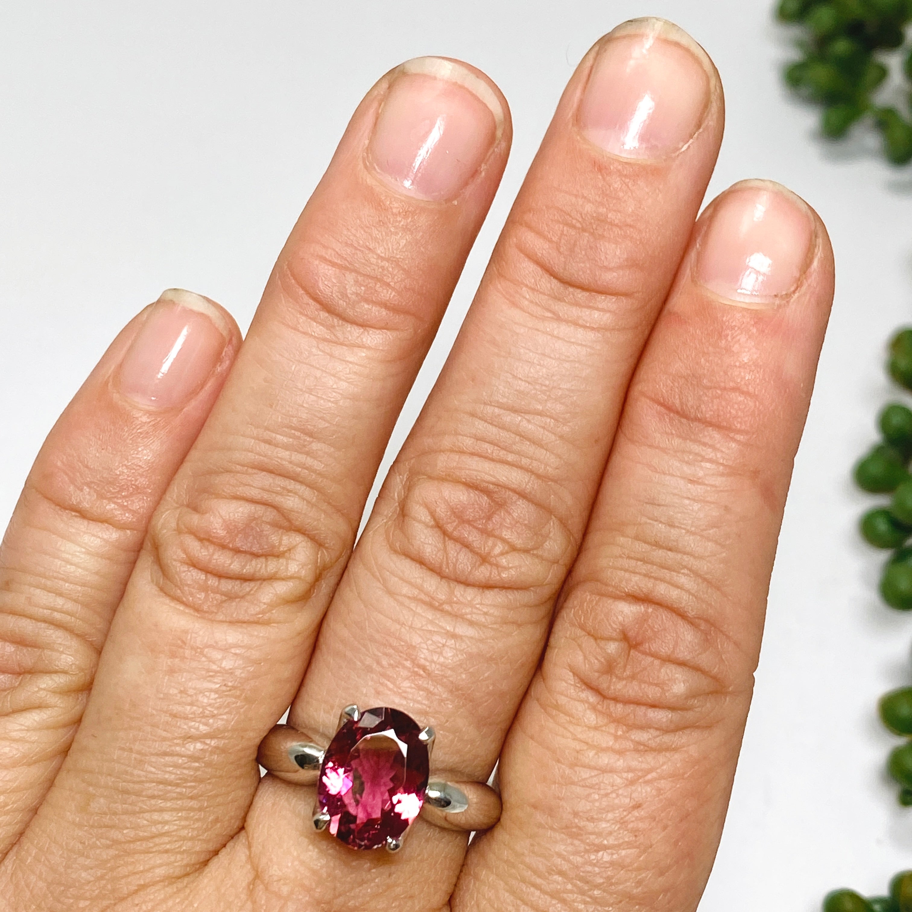 Pink Tourmaline Oval Faceted Ring - Size 7.5 - HRGJ 60 - Elegant Jewelry for Women - Perfect for Weddings, Anniversaries & Special Occasions