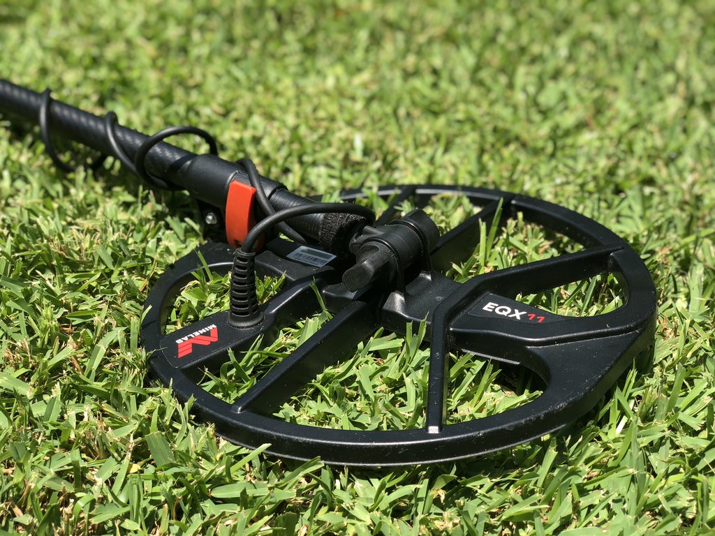Detect Ed Black LS Carbon Fiber Shaft for Minelab Equinox Metal Detector | Lightweight & Durable Replacement Part | Perfect for Treasure Hunting, Beach Combing & Outdoor Adventures