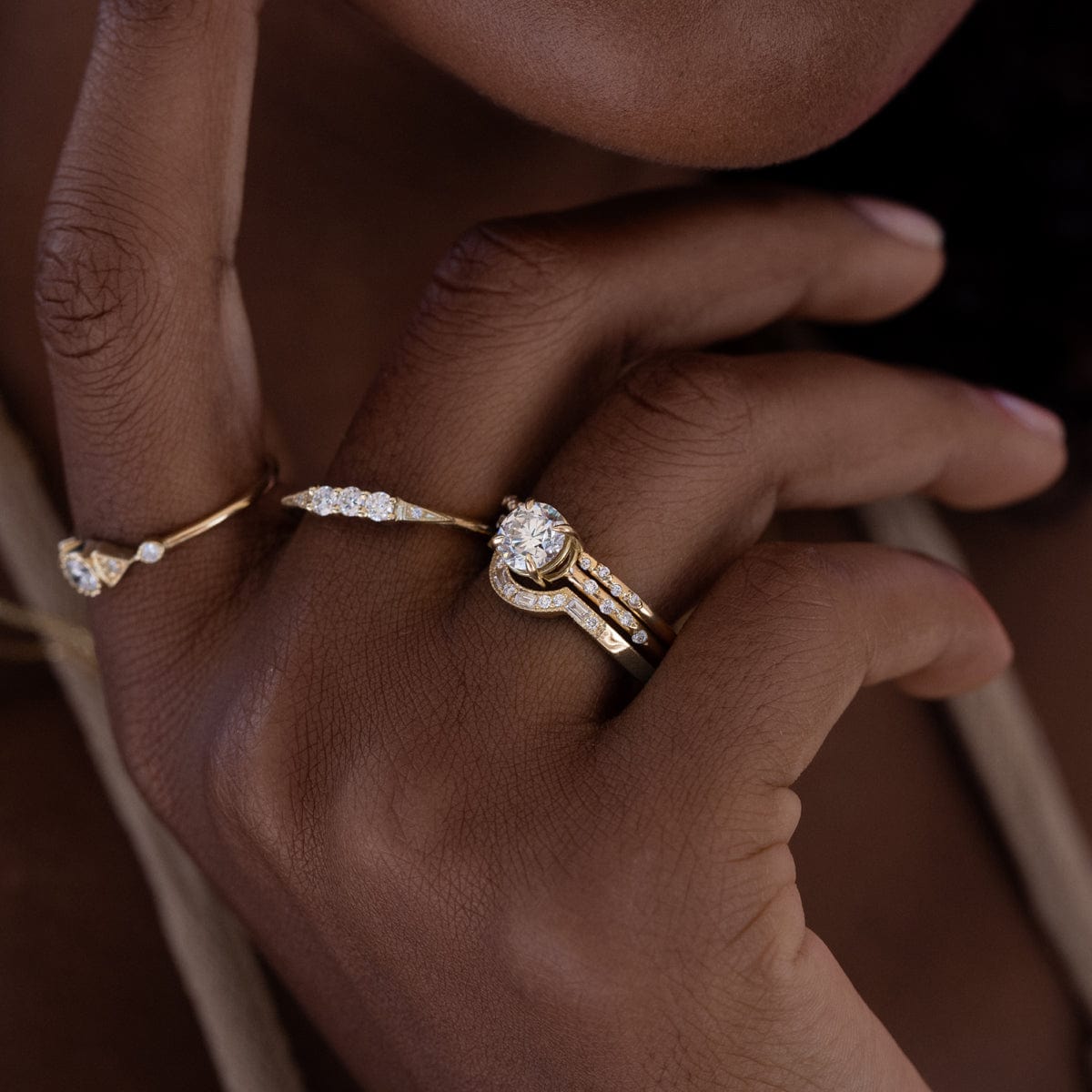 Diamond Staccato Arch - Elegant and Durable Jewelry for Women, Perfect for Weddings, Parties, and Special Occasions