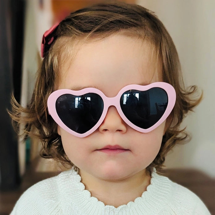 Heart Shaped Sunglasses for Women & Men - Trendy UV Protection Vintage Style - Perfect for Valentine's Day, Parties & Summer Outfits