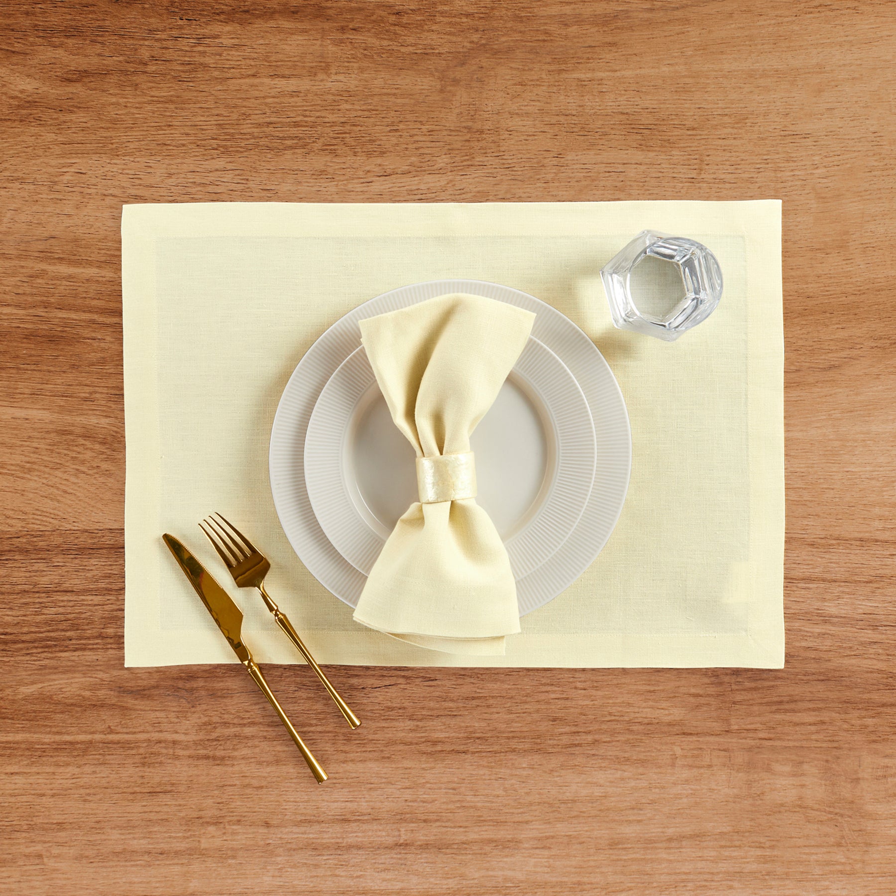 Premium Diana Medium Weight Napkins - Set of 4 for Elegant Dining, Parties & Home Decor - Soft & Durable Cotton Table Linens