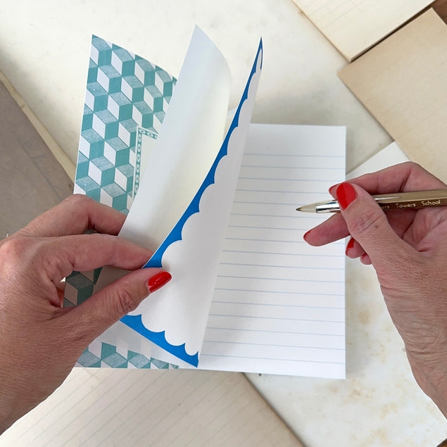 Eco-Friendly Bees Journal with Recycled Paper - Perfect for Nature Lovers, Beekeepers & Sustainable Living Enthusiasts | Ideal for Beekeeping Notes, Garden Planning & Eco-Conscious Journaling