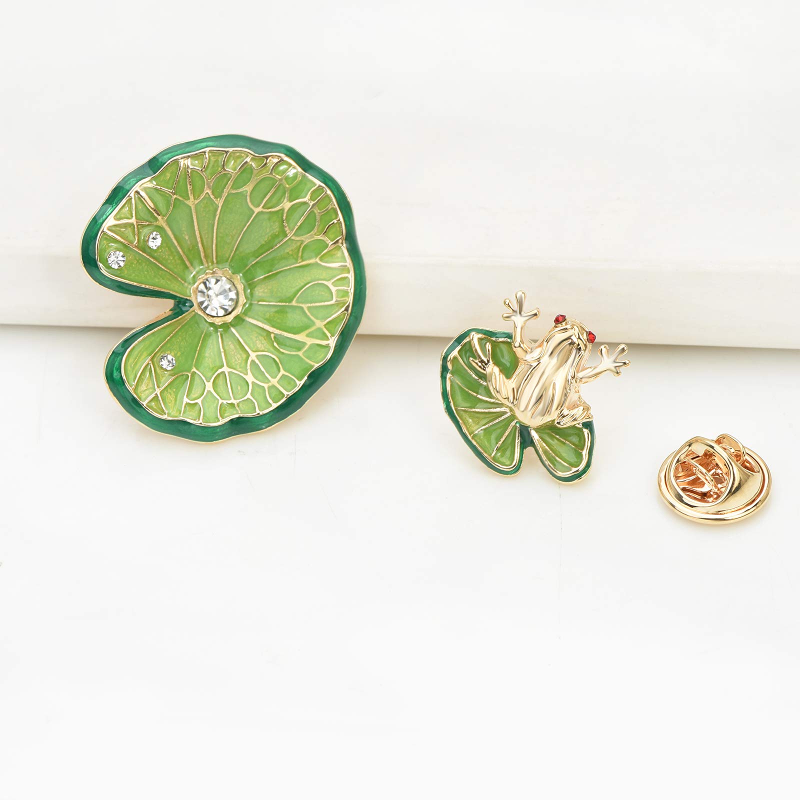 Green Enamel Lotus Leaf Frog Cartoon Lucky Animal Brooch Pin - Cute Lapel Pins for Women & Men - Perfect for Hats, Collars, Costumes & Fashion Accessories