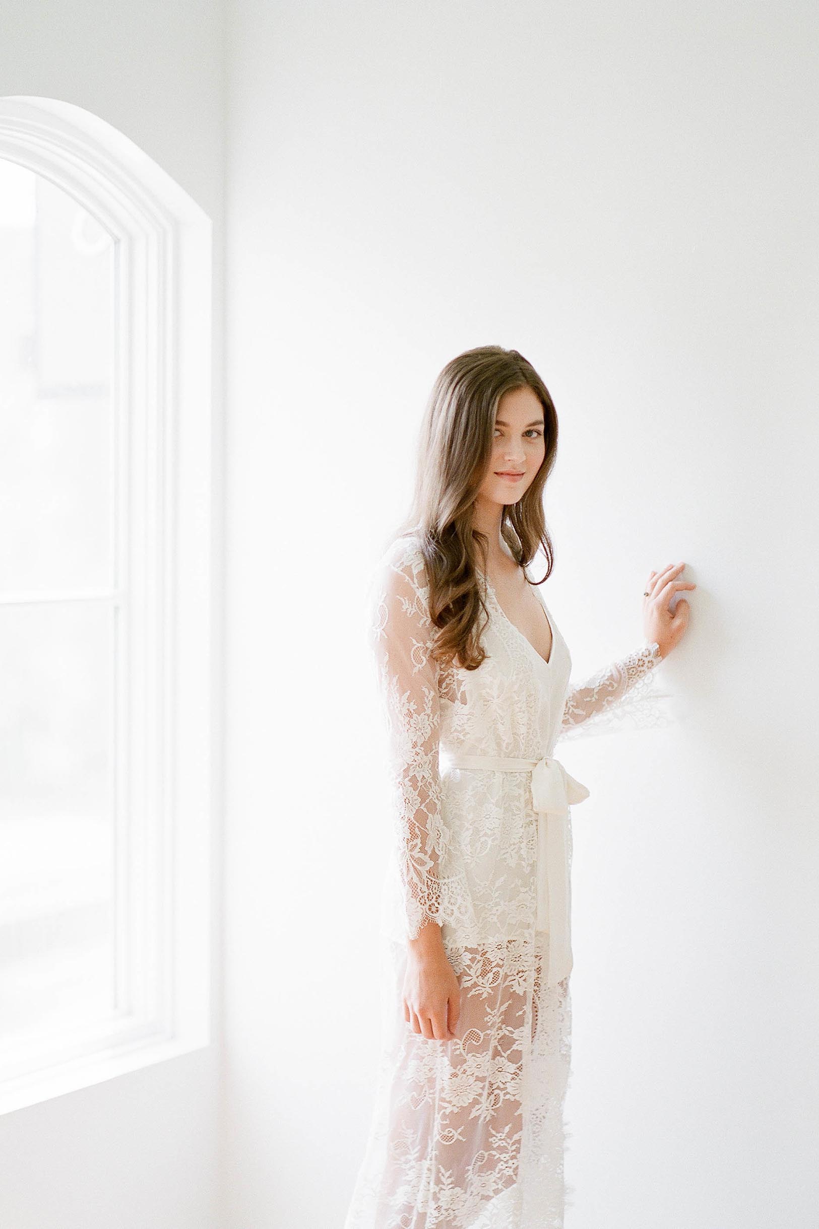 Swan Queen Ivory Lace Robe - Elegant Long Bridal Dressing Gown for Wedding, Honeymoon & Luxury Loungewear