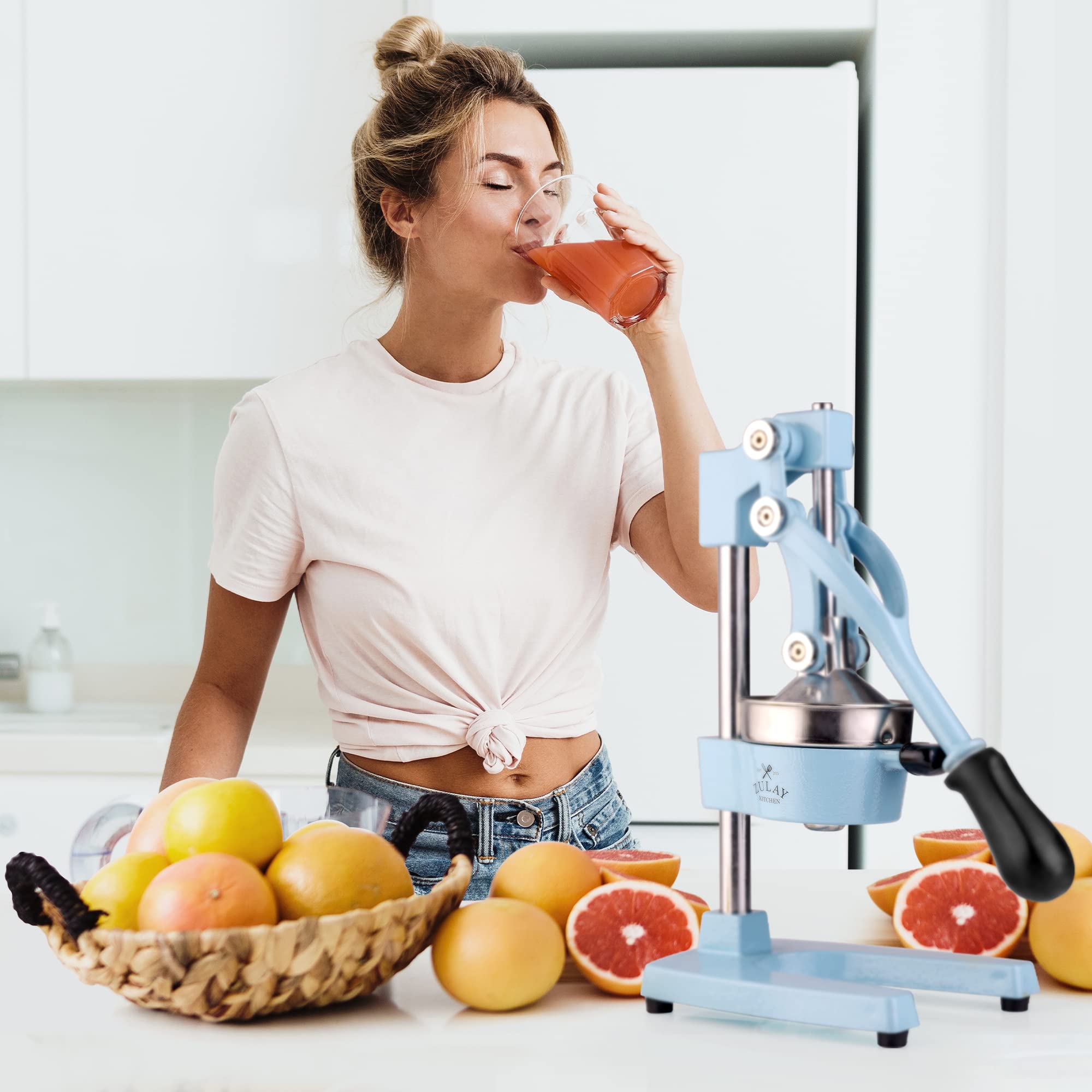 Zulay Kitchen Heavy Duty Cast Iron Orange Juice Squeezer - Professional Manual Citrus Press for Lemons, Limes & Oranges - Durable Stainless Steel Lemon Juicer - Easy to Clean & Rust Resistant - Perfect for Fresh Juice, Cocktails & Cooking (Blue)