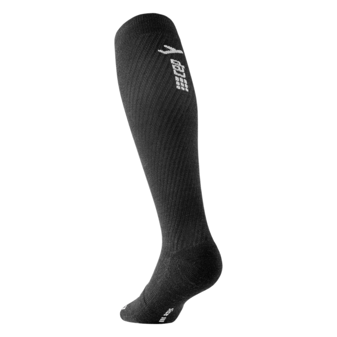 CEP Men's Flight Socks - Compression Socks for Travel & Sports - Black - Improve Circulation & Reduce Swelling During Long Flights, Running & Workouts