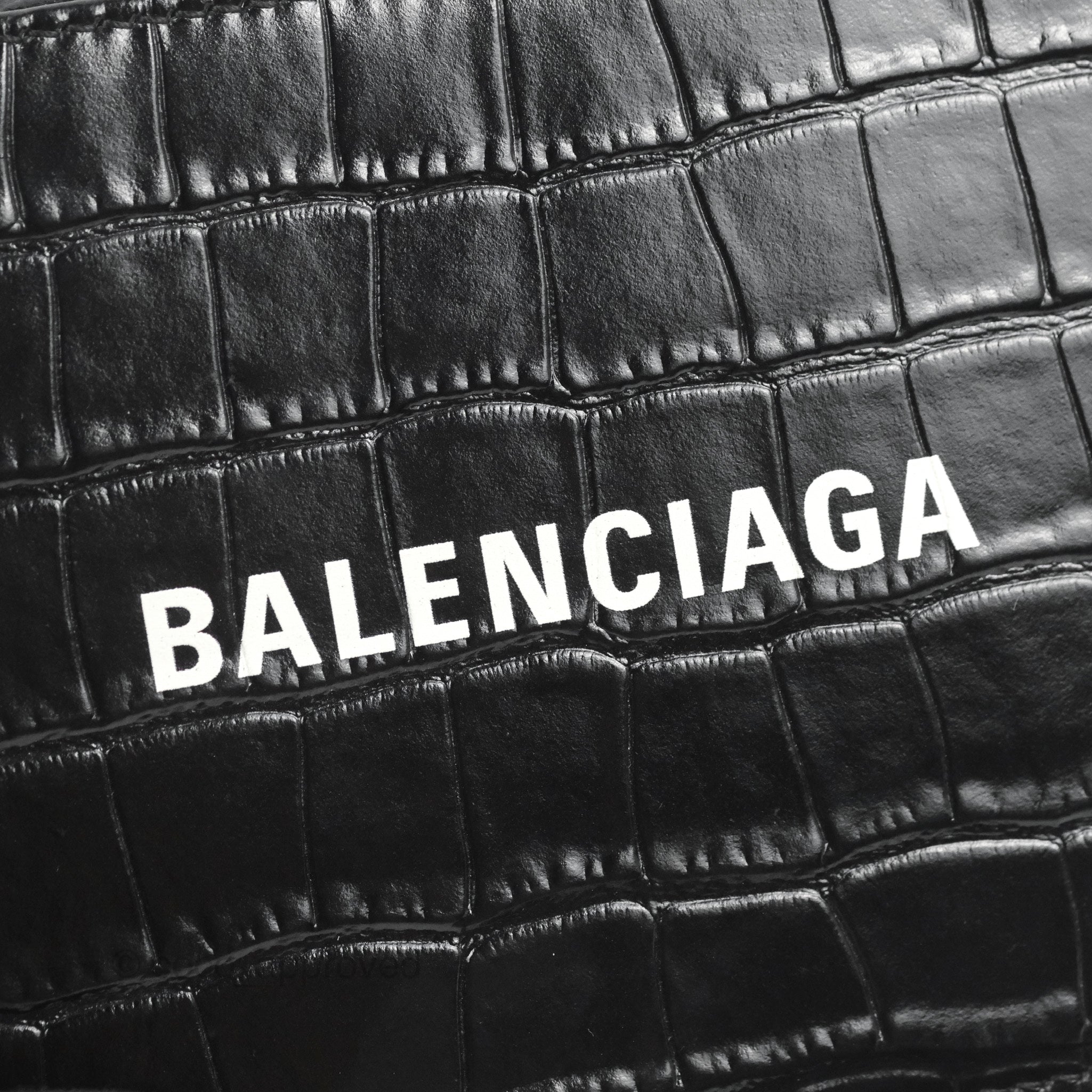 Balenciaga Everyday Camera Bag for Women - Stylish Crossbody Shoulder Bag with Adjustable Strap - Perfect for Travel, Work & Daily Use