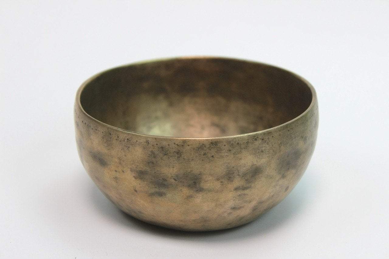 4 3/4 Inch Throat Chakra 387Hz Singing Bowl for Meditation, Yoga & Sound Healing - Perfect for Energy Balancing & Relaxation