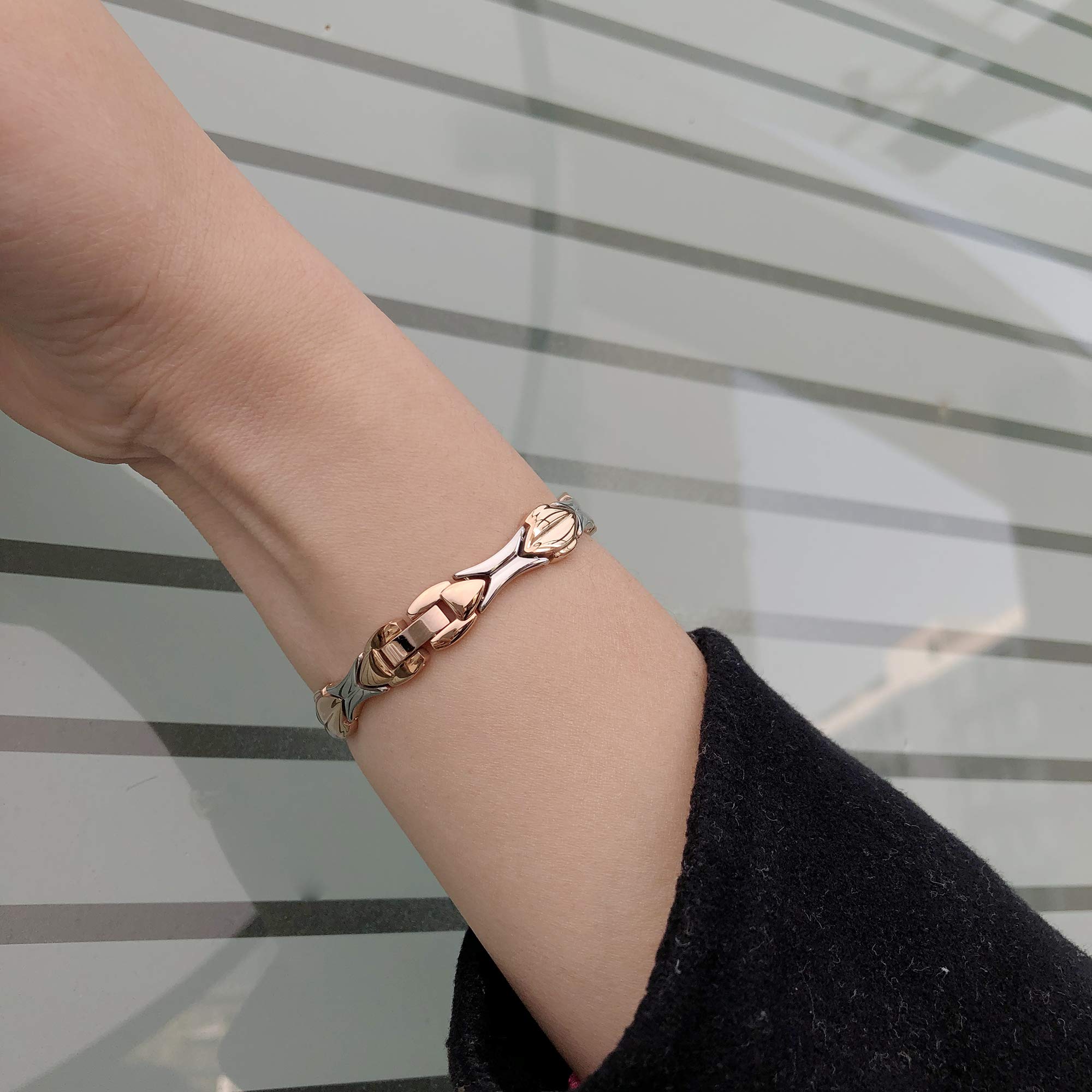 LinnaLove Shiny Stainless Steel Medical Alert ID Bracelet for Women - Free Engraving, Hypoallergenic & Waterproof - Perfect for Daily Wear, Travel & Emergency Situations