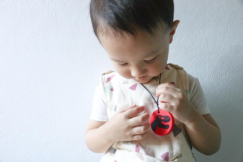 Sensory Chew Necklace for Kids - Red Dinosaur Chewing Jewelry for Autism, ADHD, Anxiety Relief | Perfect for Teething, Stress Relief & Focus Aid
