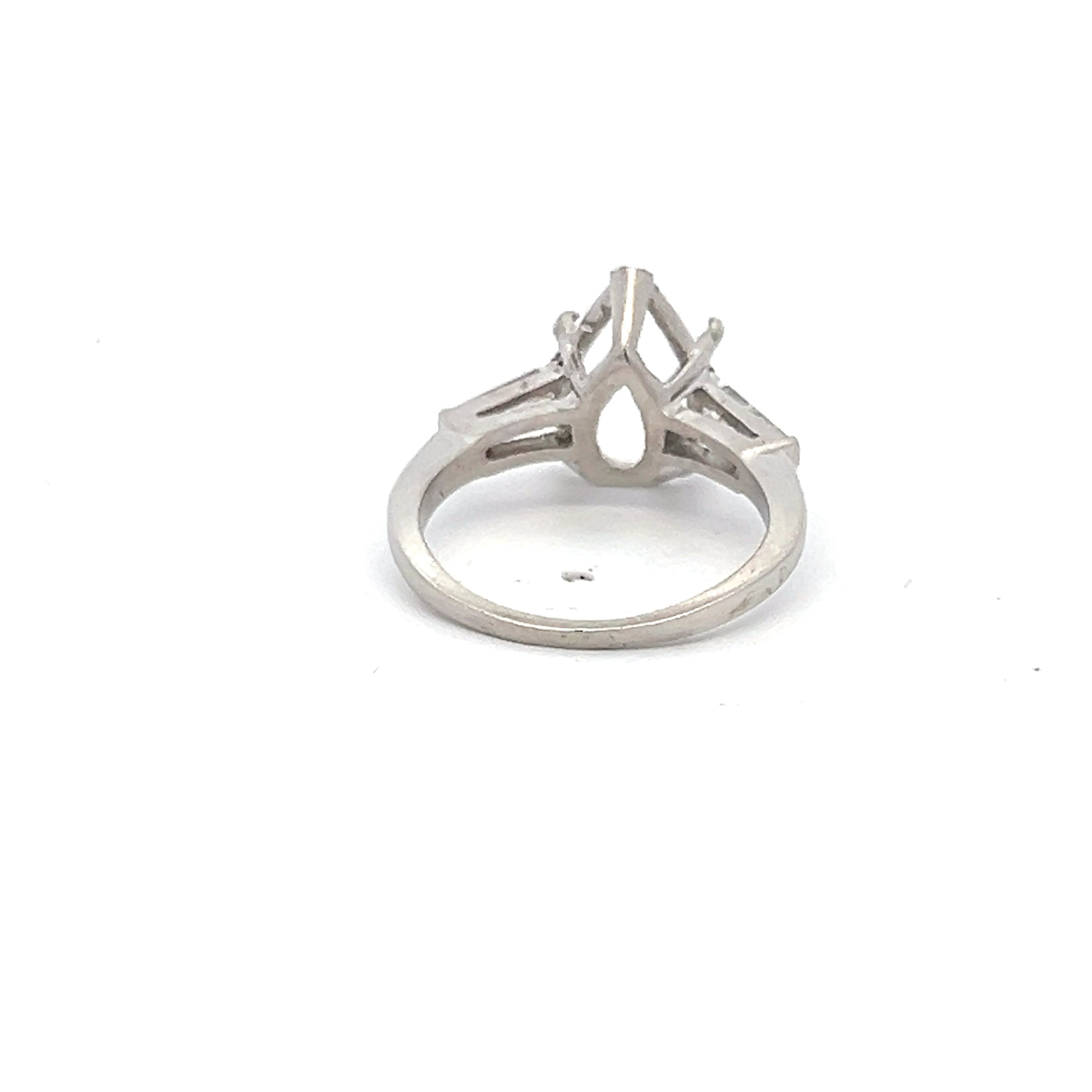 0.70 Carat Tapered Baguette G VS1 Diamond Platinum Semi Mount Ring for Engagement, Wedding, Anniversary & Special Occasions