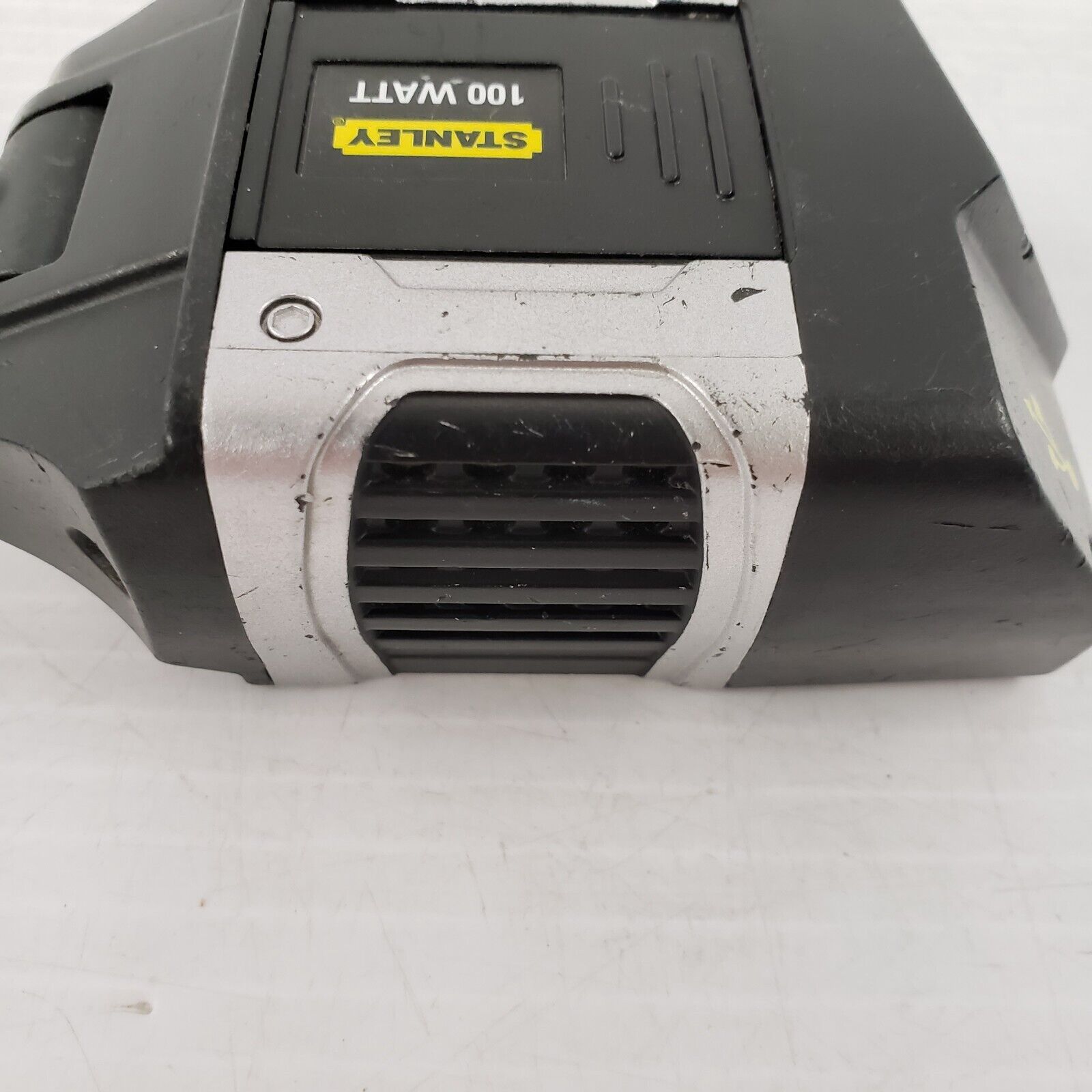 Stanley PC1A09 Power Inverter - 900W Continuous/1800W Peak, 12V DC to 120V AC, Car Power Converter for Laptops, CPAP, TVs - Perfect for Road Trips, Camping & Emergency Power Outages