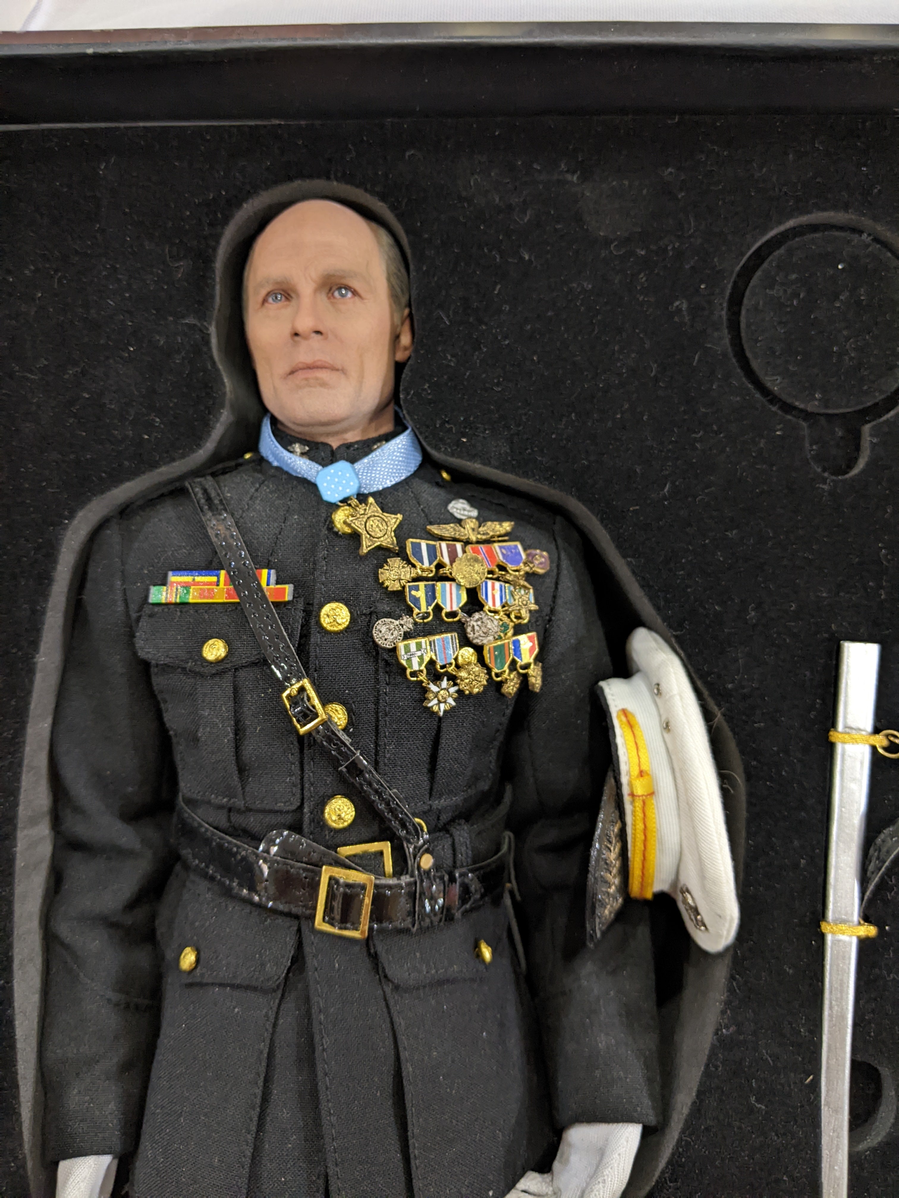 1/6 DID Corp Brigadier General Frank USMC Force Recon A80092 Sixth Scale Military Action Figure - Collectible Open Box - Perfect for Display & Military Model Enthusiasts