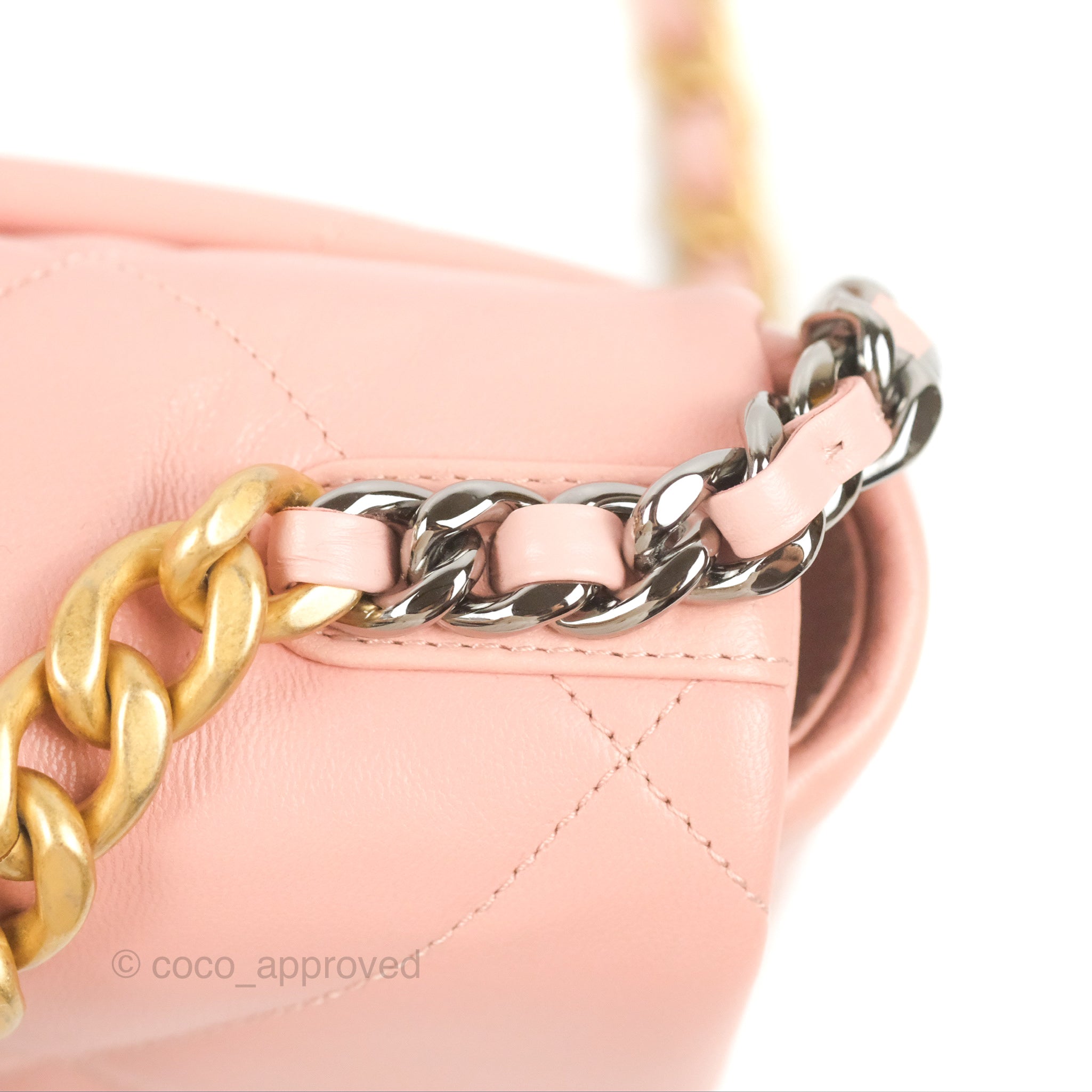 Chanel 19 Small Handbag in Blush Pink Goatskin Leather with Mixed Hardware - Perfect for Everyday Luxury & Special Occasions