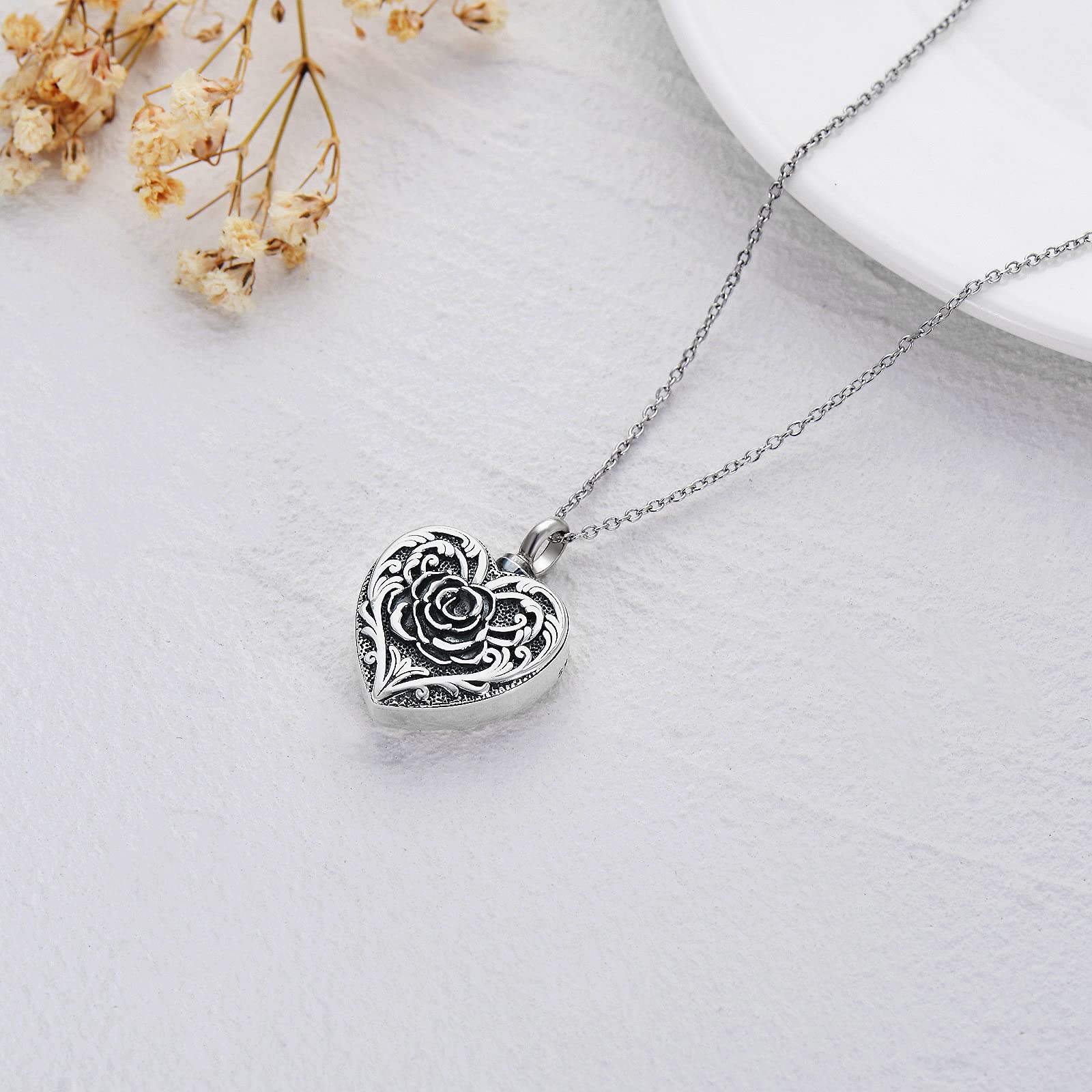 SOULMEET Sterling Silver Cremation Jewelry for Ashes - Memorial Urn Necklace for Women & Men to Keep Loved Ones Close - Perfect for Funerals, Memorials & Everyday Wear