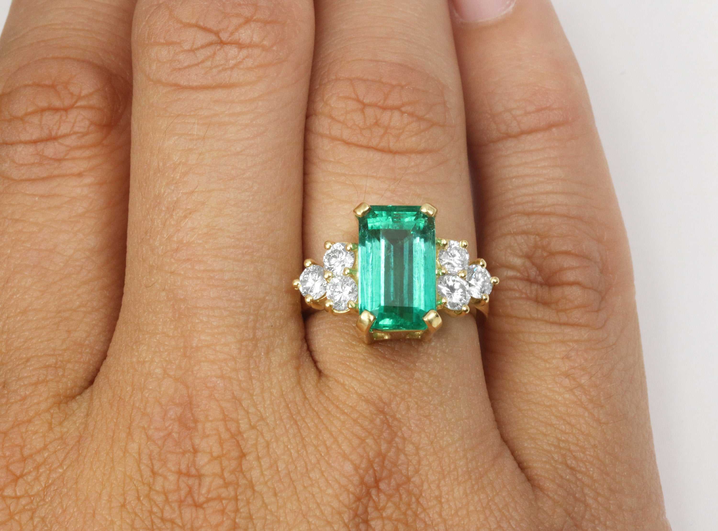 4.70tcw Elongated Emerald & Diamond Accent Ring in 18K Gold - Elegant Wedding, Engagement & Anniversary Jewelry Gift for Women