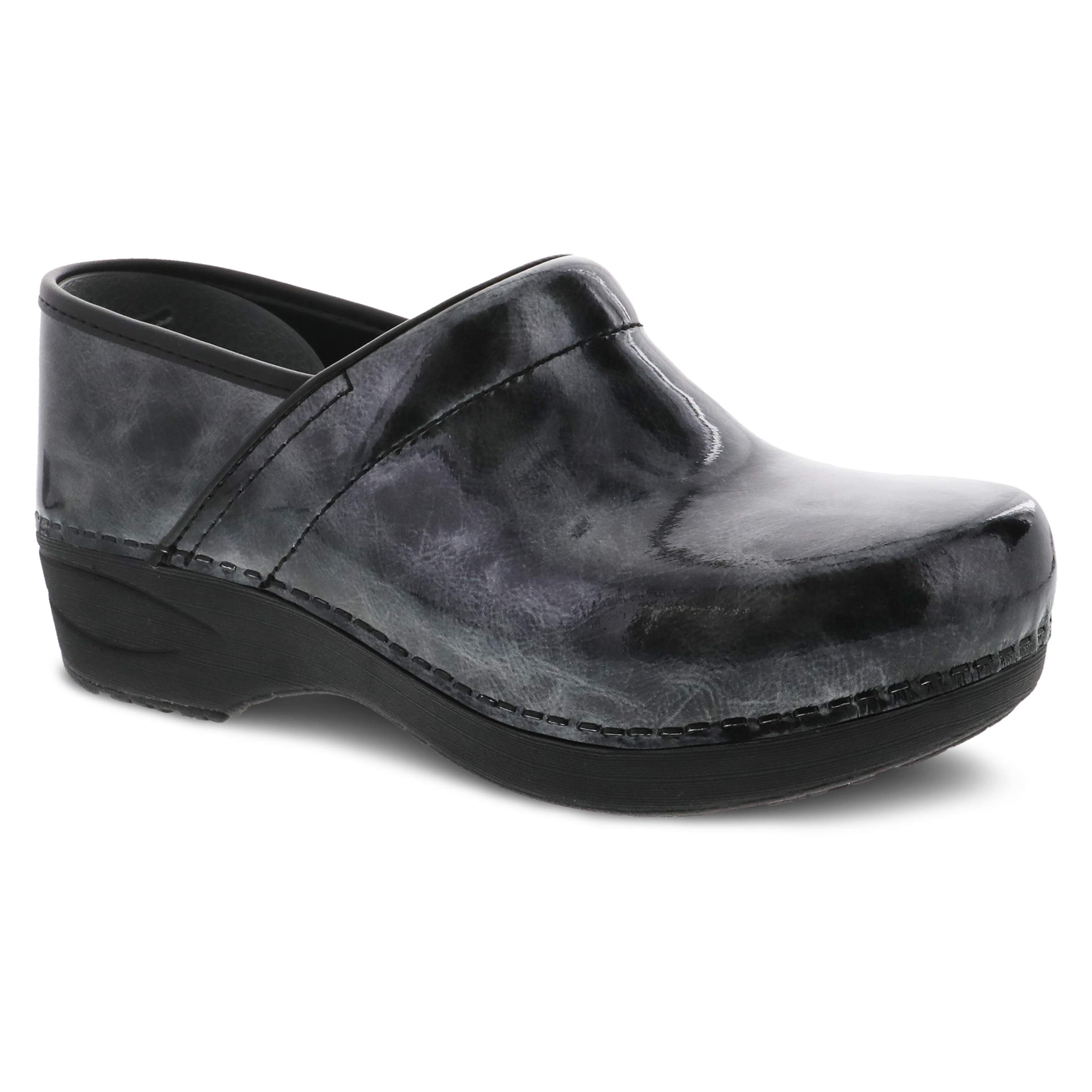Dansko XP 2.0 Women's Clogs - Lightweight Slip-Resistant Work Shoes with Arch Support - Comfortable Nursing Shoes for Healthcare Workers, Veterinarians & Food Service Professionals - Perfect for Long Shifts in Hospitals, Clinics & Kitchens
