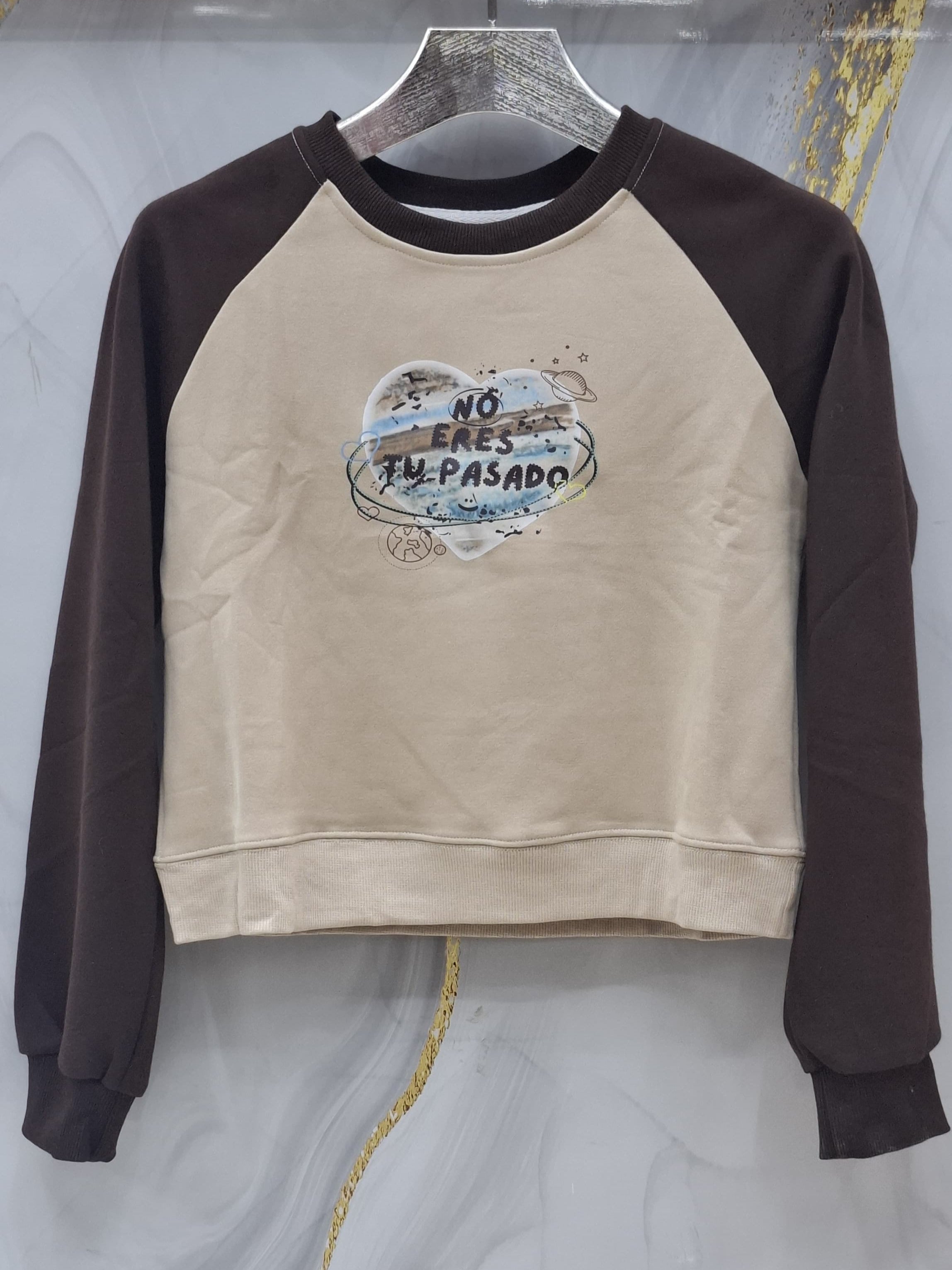 Women's Fashion Crop Top Sweatshirts - Soft Casual Pullover for Streetwear & Gym | Trendy Workout & Lounge Wear
