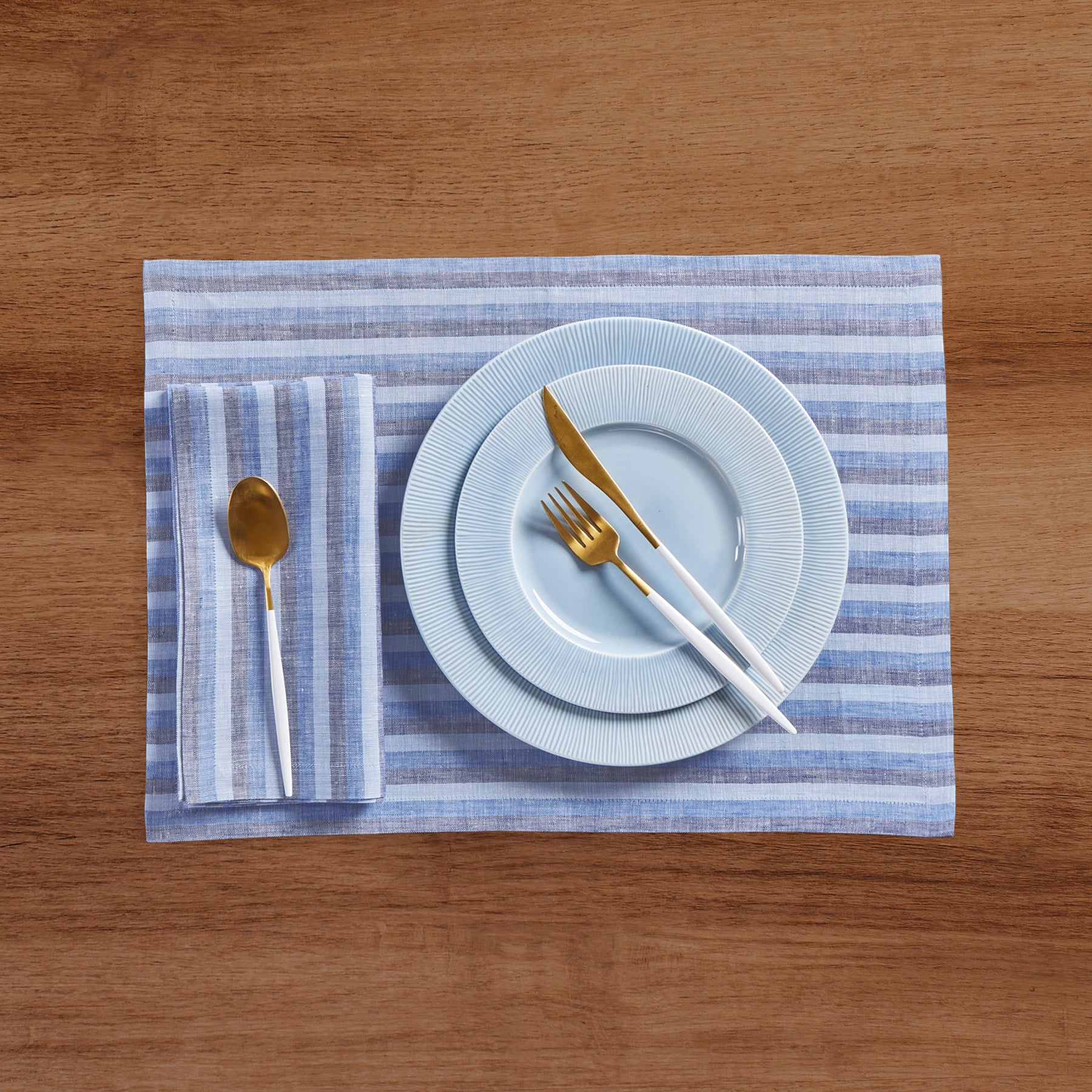 Stylish Bistro Stripe Placemats Set of 4 - Waterproof & Washable Table Mats for Dining Room, Kitchen, or Outdoor Picnic - Perfect for Home Decor and Entertaining