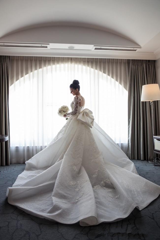 Elegant Mermaid Lace Wedding Dress with Detachable Bowknot Overskirt & Sleeves – Perfect for Bridal Ceremonies, Vow Renewals, and Formal Evening Events
