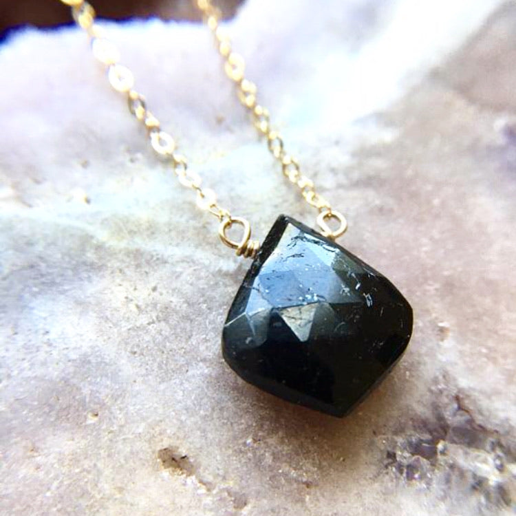 Black Tourmaline Pendant Necklace - Empath Protection Jewelry for Energy Cleansing & Spiritual Grounding | Perfect for Meditation, Yoga & Everyday Wear