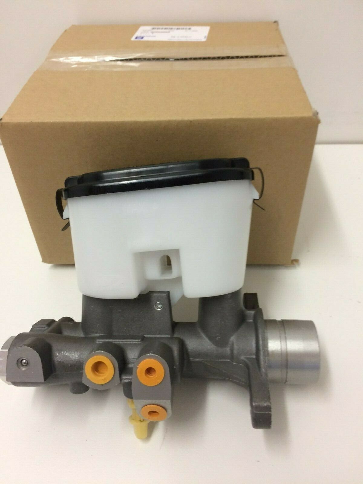 Genuine Holden Commodore VT VX VY V2 WH WK Brake Master Cylinder - New OEM Replacement Part for Smooth Braking Performance | Perfect for Daily Commuting & Highway Driving