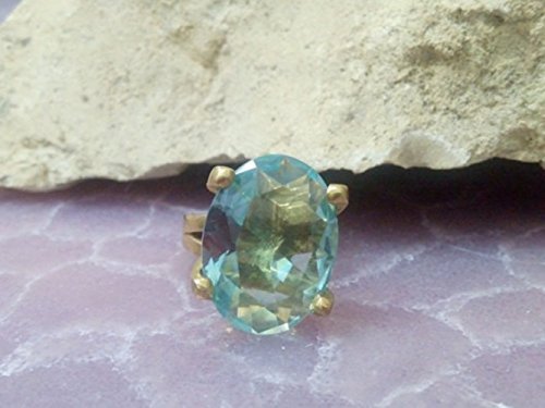 Aquamarine Gemstone Ring for Women - Elegant Cocktail Ring in Gold with Aqua Stone - Perfect Birthstone Jewelry, Bridesmaid Gift & Wedding Present - Ideal for Parties, Engagements & Special Occasions