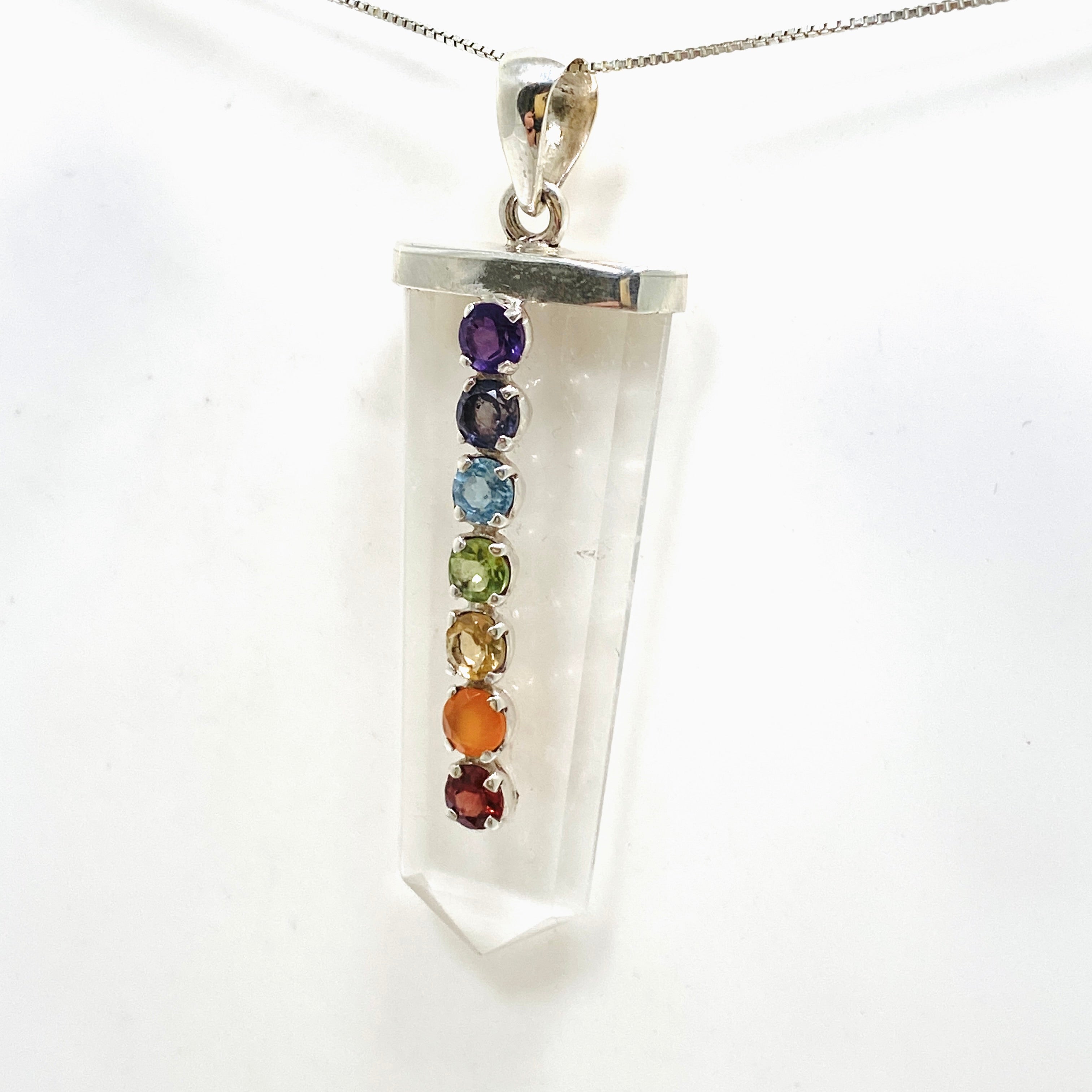 Natural Clear Quartz Point Chakra Pendant Necklace - Healing Crystal Energy Jewelry PPGJ1084 for Meditation, Yoga & Spiritual Balance