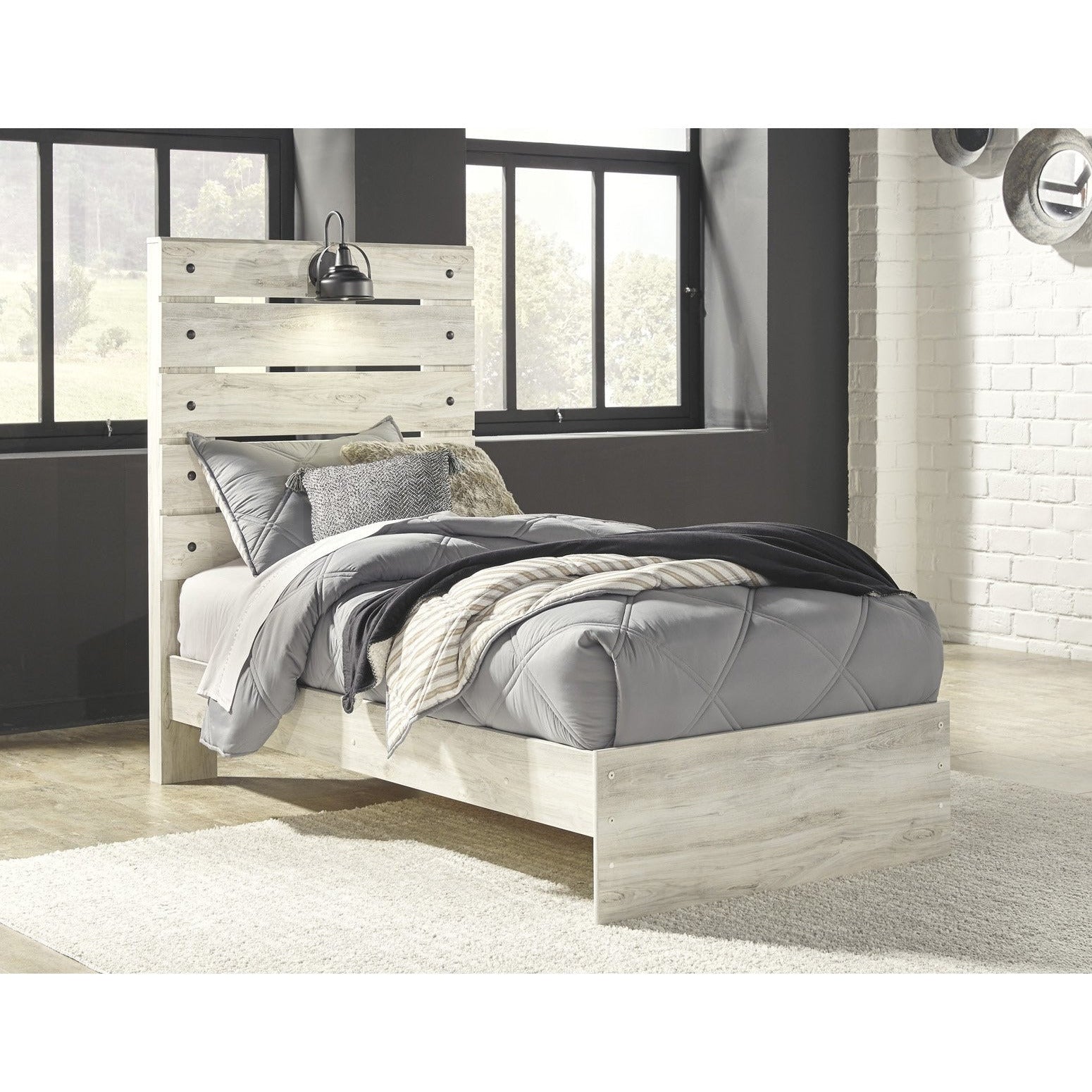 Cambeck Bed Frame - Queen Size, Sturdy Metal Platform Bed with Noise-Free Support, Easy Assembly - Perfect for Modern Bedrooms, Guest Rooms & Dormitories