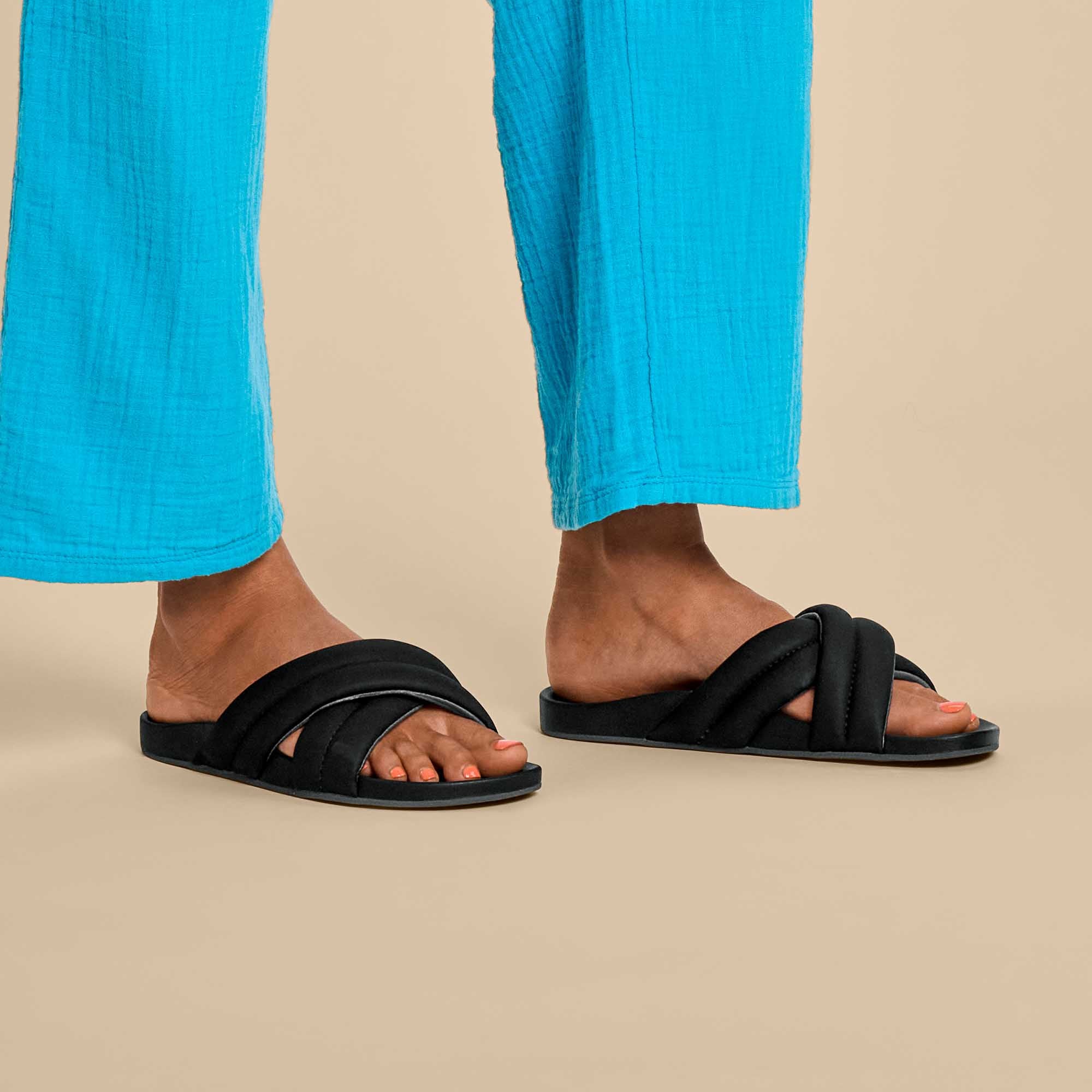 Hila Women's Slide Sandals - Black | Comfortable Summer Flip Flops for Beach, Pool & Casual Wear