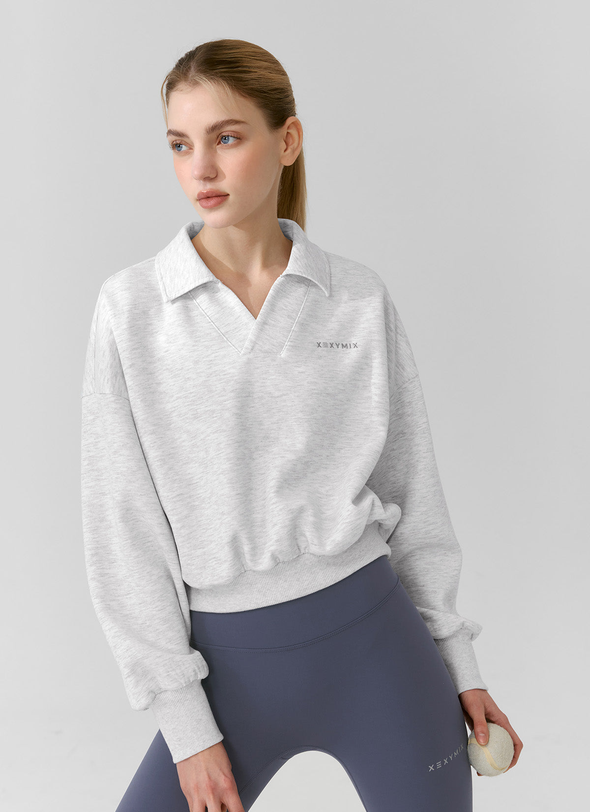 Stylish Mild Logo Collar Crop Sweatshirt for Women - Casual Streetwear Fashion Top for Everyday Wear & Outfits