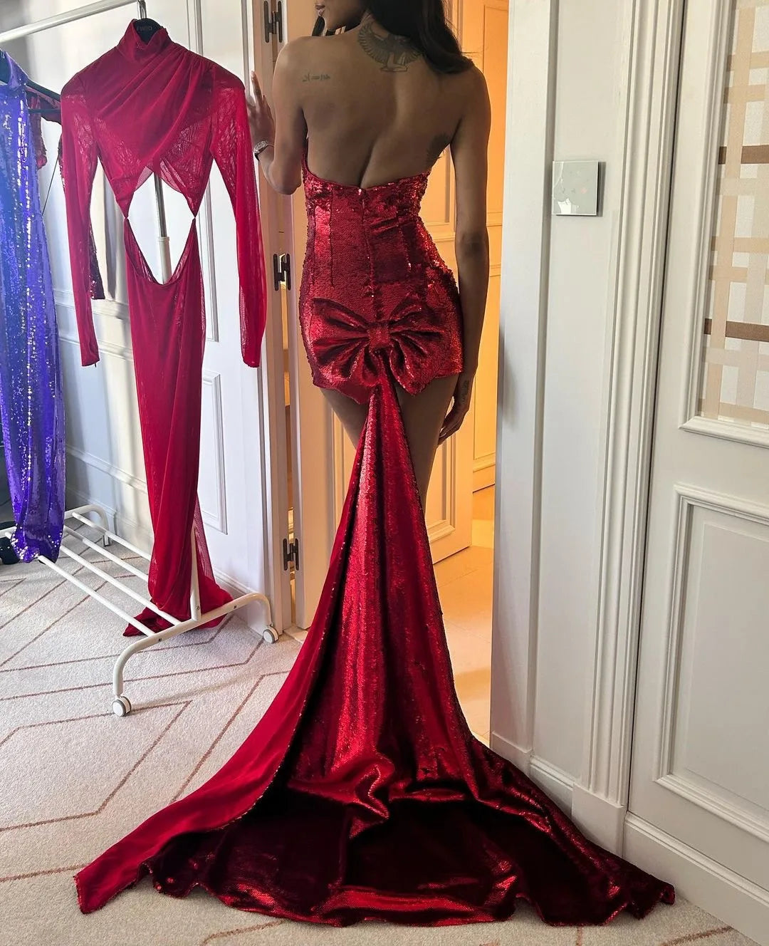 2023 New Arrival Women's Sexy Strapless Bodycon Mini Dress with Shining Sequins & Big Bow for Christmas Party, Nightclub, Celebration - Perfect for Holiday Events & Special Occasions