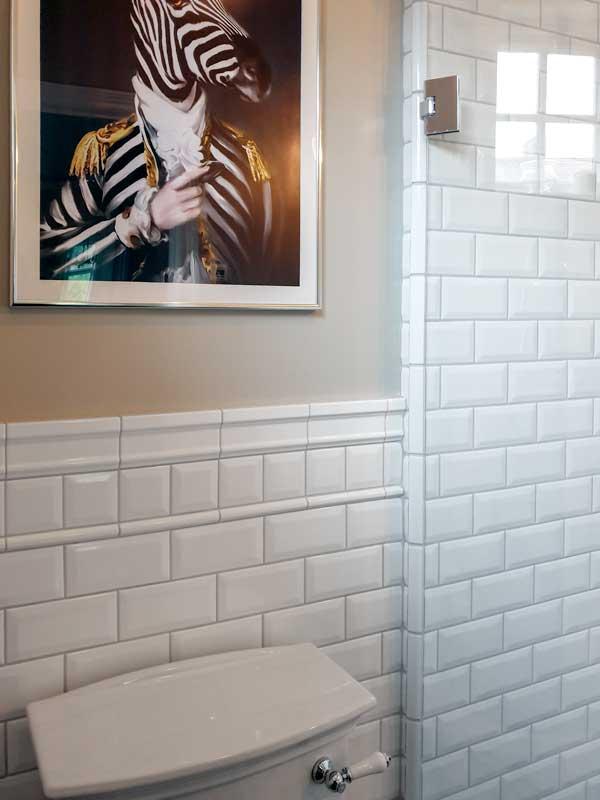 Kakel Victoria Glossy White Tile Trim 2.5 x 15 cm - Perfect for Kitchen Backsplash & Bathroom Wall Edging
