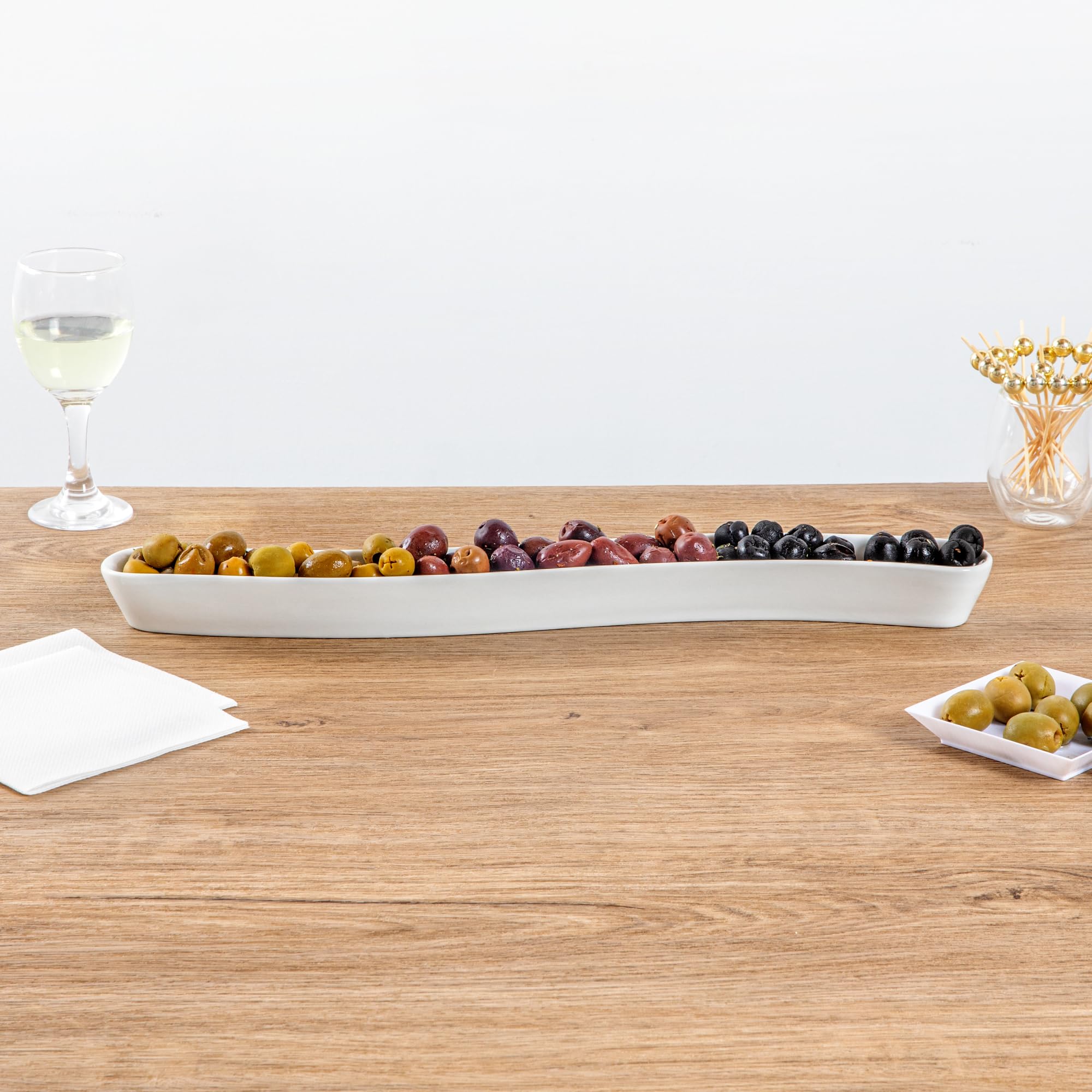 Swerve 14oz White Porcelain Olive Plate - Dishwasher Safe Snack & Appetizer Tray for Restaurants