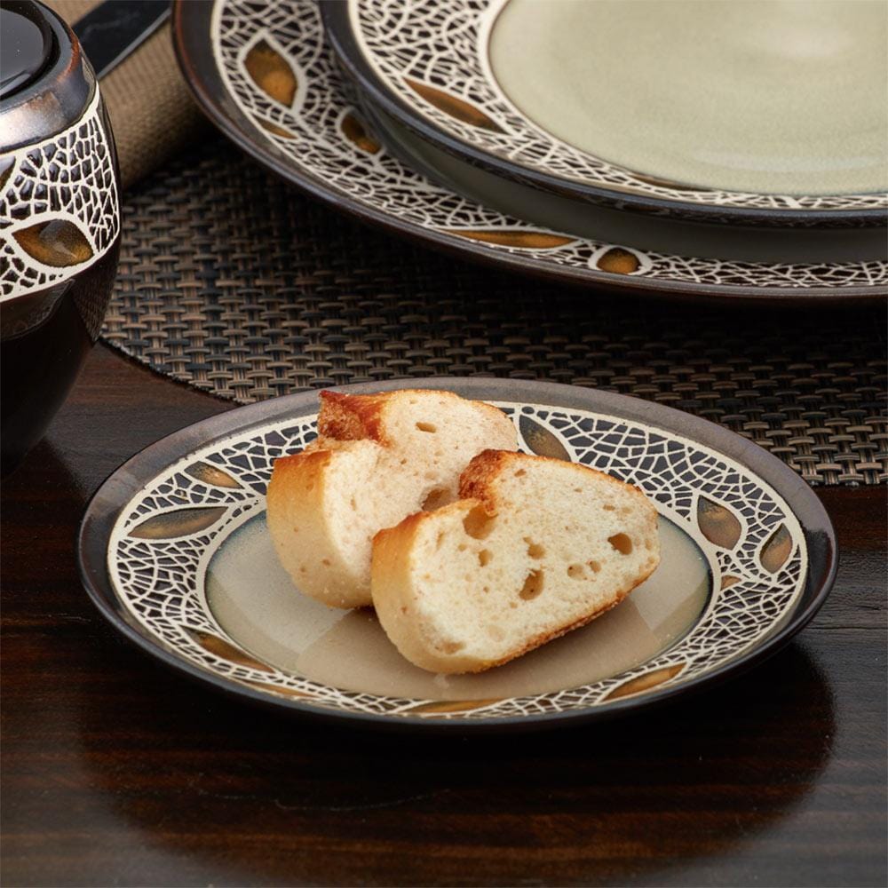 Alexandria Set of 4 Elegant Appetizer Plates - Perfect for Dinner Parties, Cocktail Hours & Holiday Entertaining