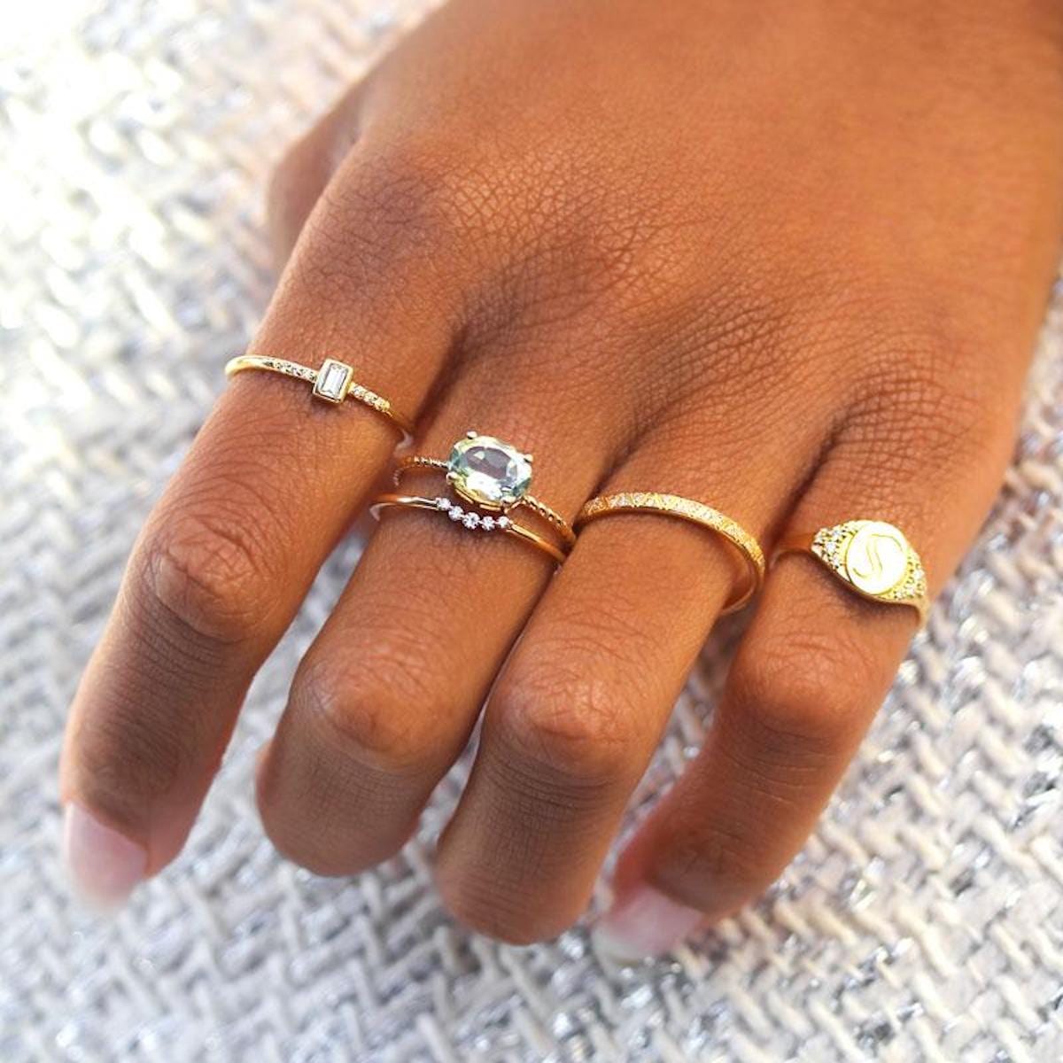 Green Amethyst Twist Ring for Women - Elegant Gemstone Jewelry for Everyday Wear & Special Occasions