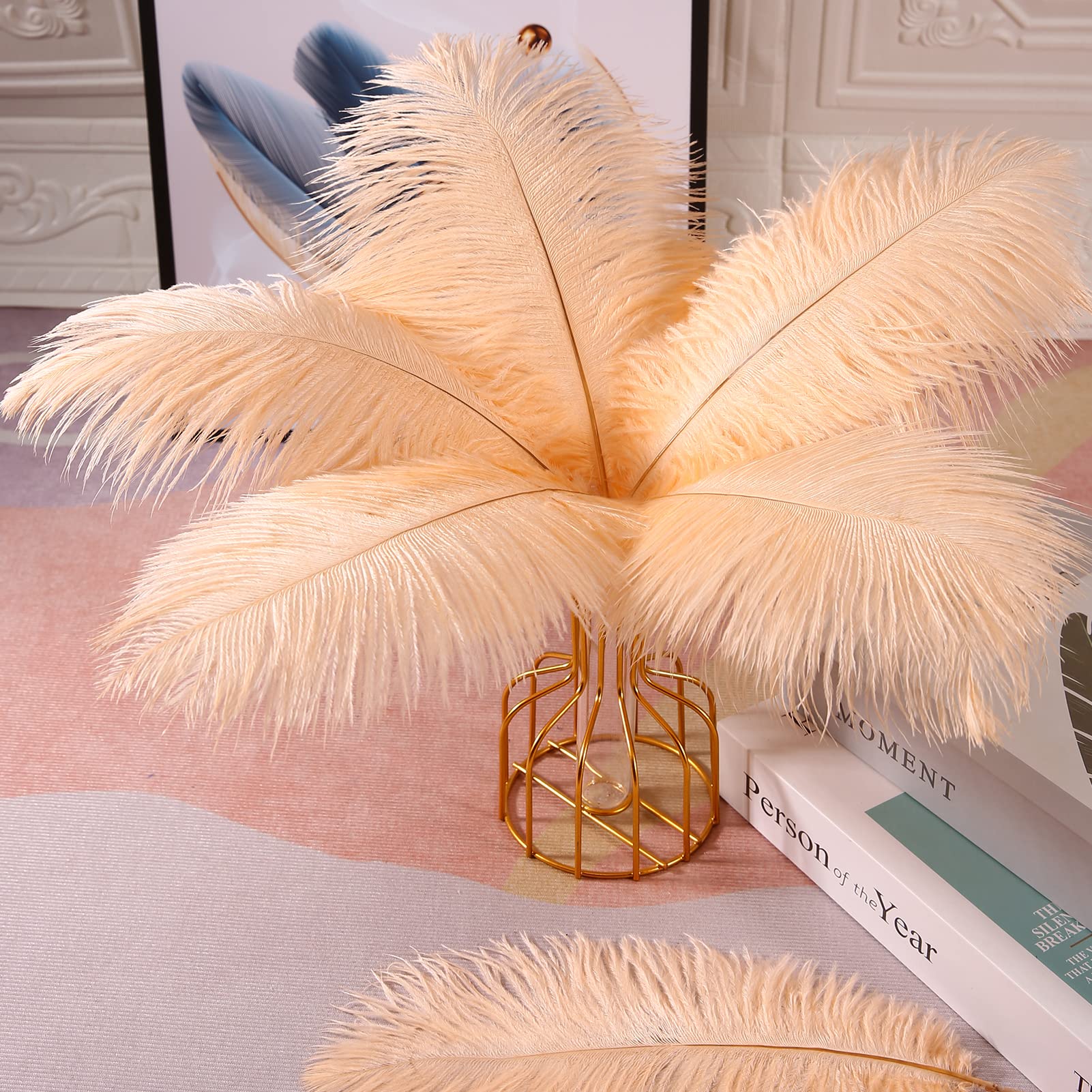 THARAHT 100PCS Natural Ostrich Feathers Bulk 20-22 Inch (50-55cm) - Champagne Color for Wedding Centerpieces, Party Decor, Easter, Gatsby Theme, Flower Arrangements & Home Decoration | Perfect for DIY Crafts, Table Settings, and Event Styling