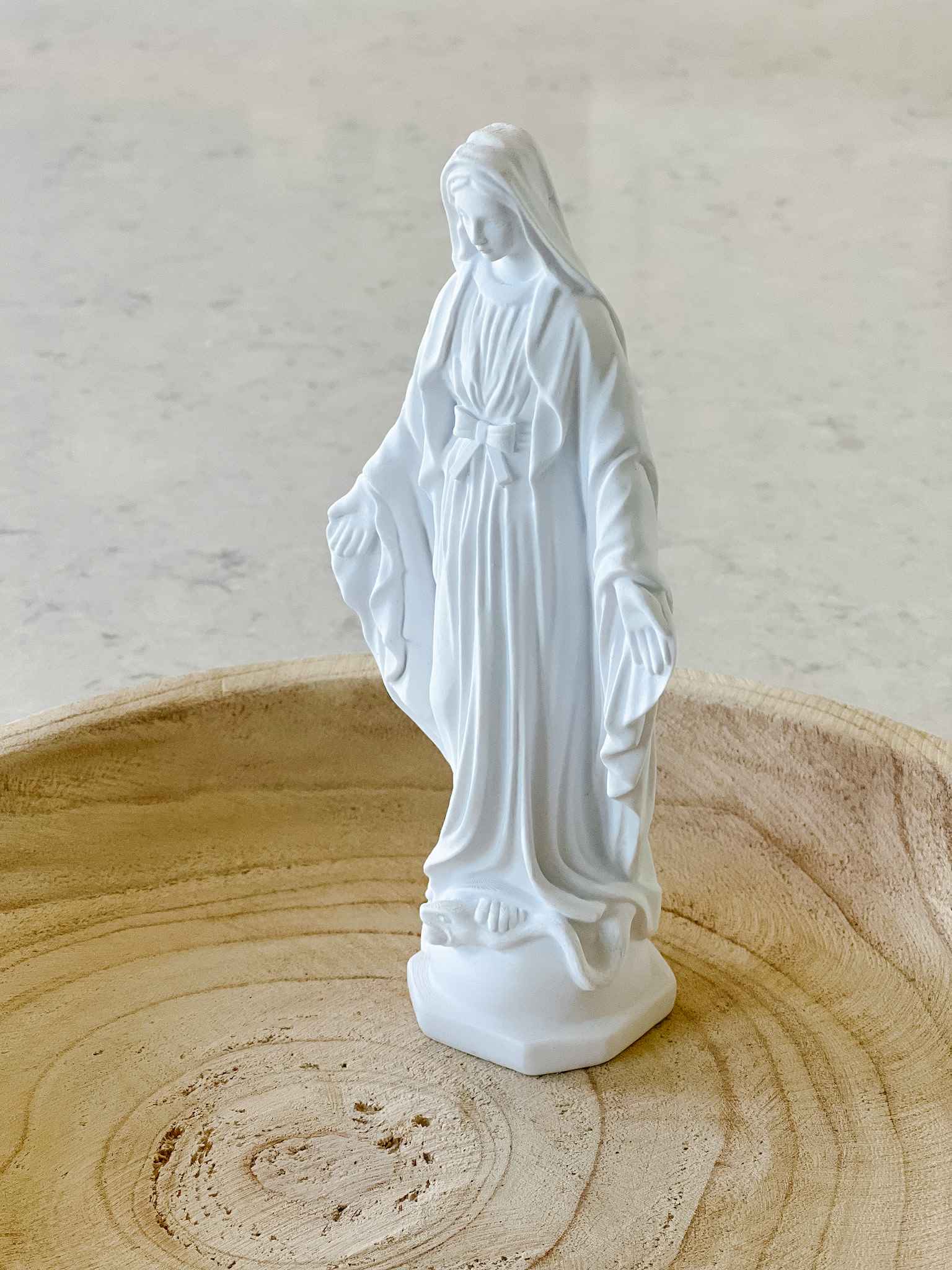 Virgin Mary Statue - Handcrafted Religious Figurine for Home Decor, Garden, and Prayer Altar | Perfect for Catholic Gifts, Church Display & Spiritual Meditation